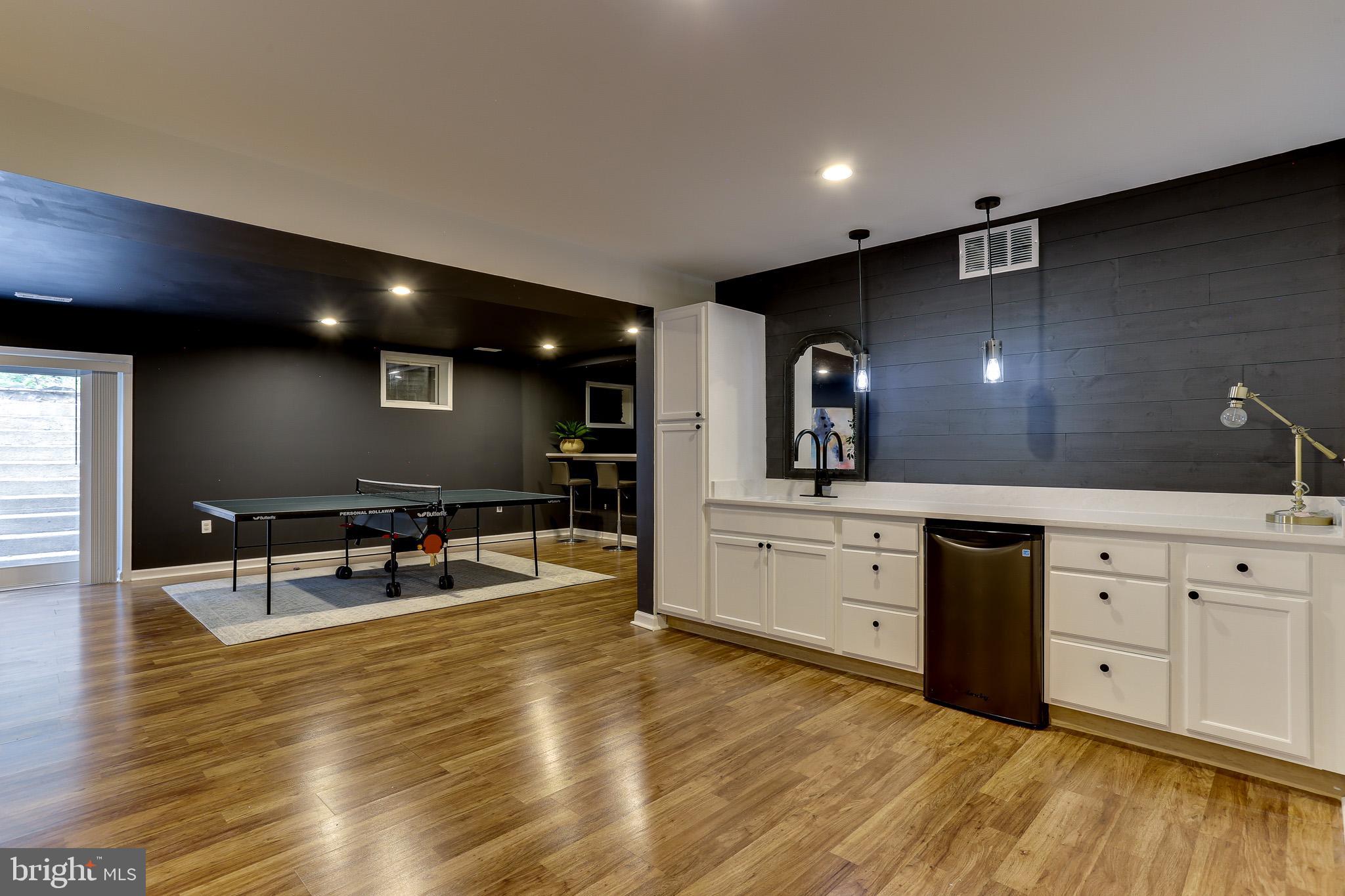 7948 Sequoia Park Way