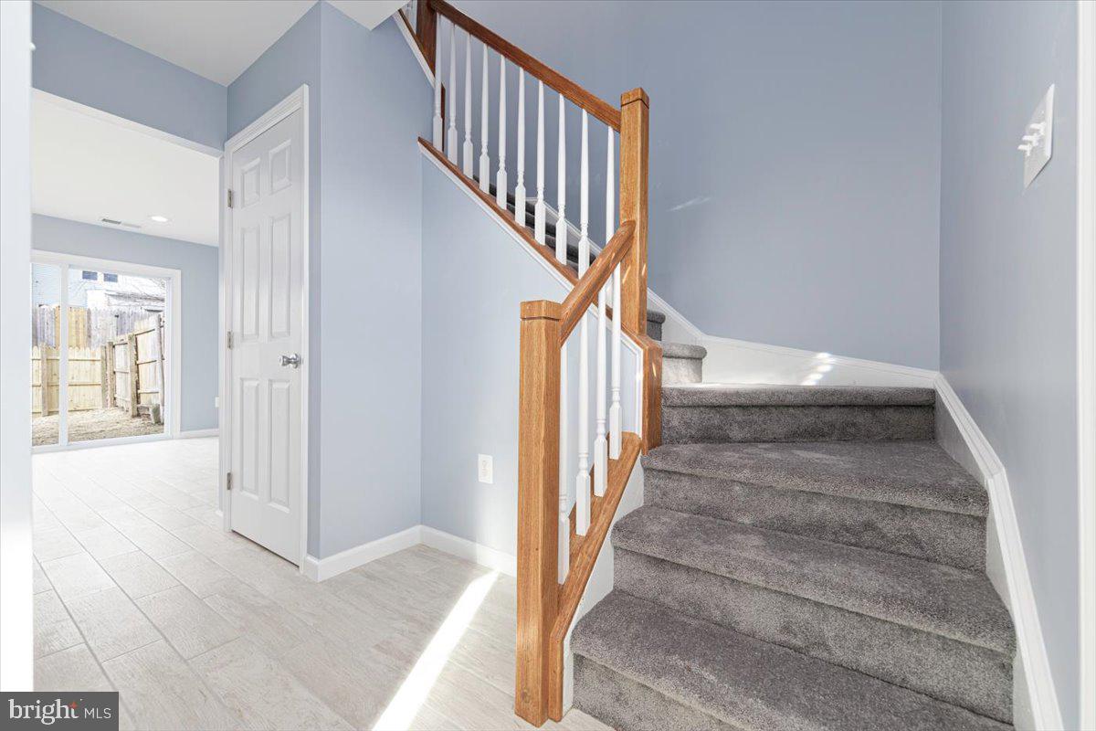 12304 WOODLAWN COURT