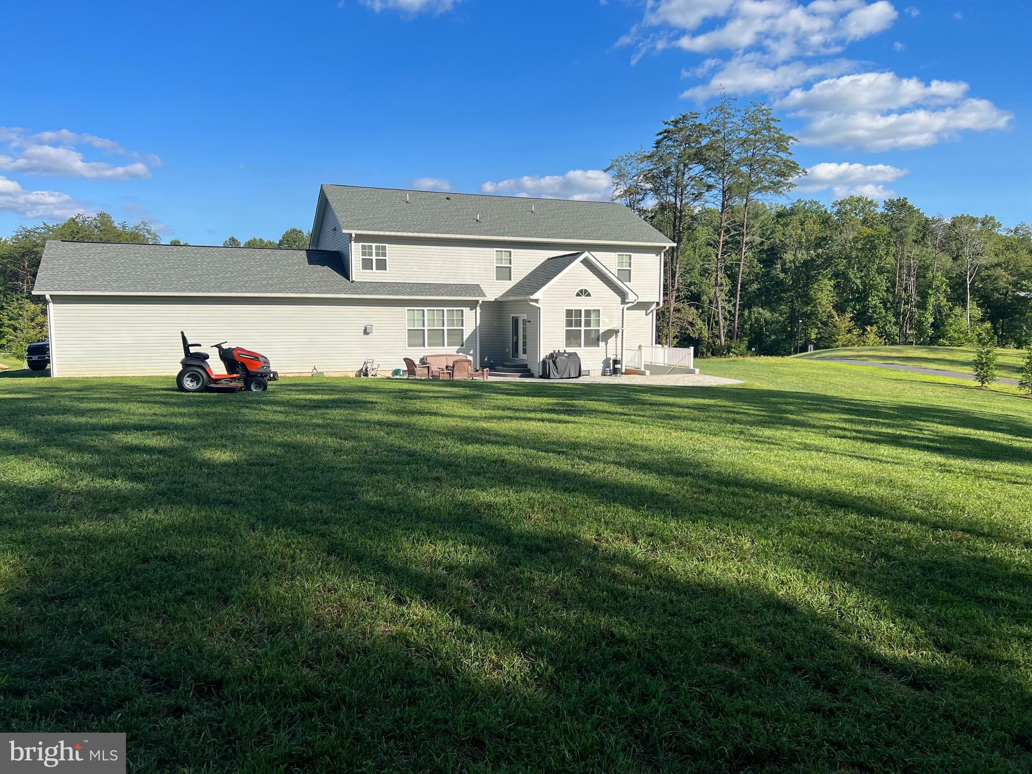 21 Avalon Ln