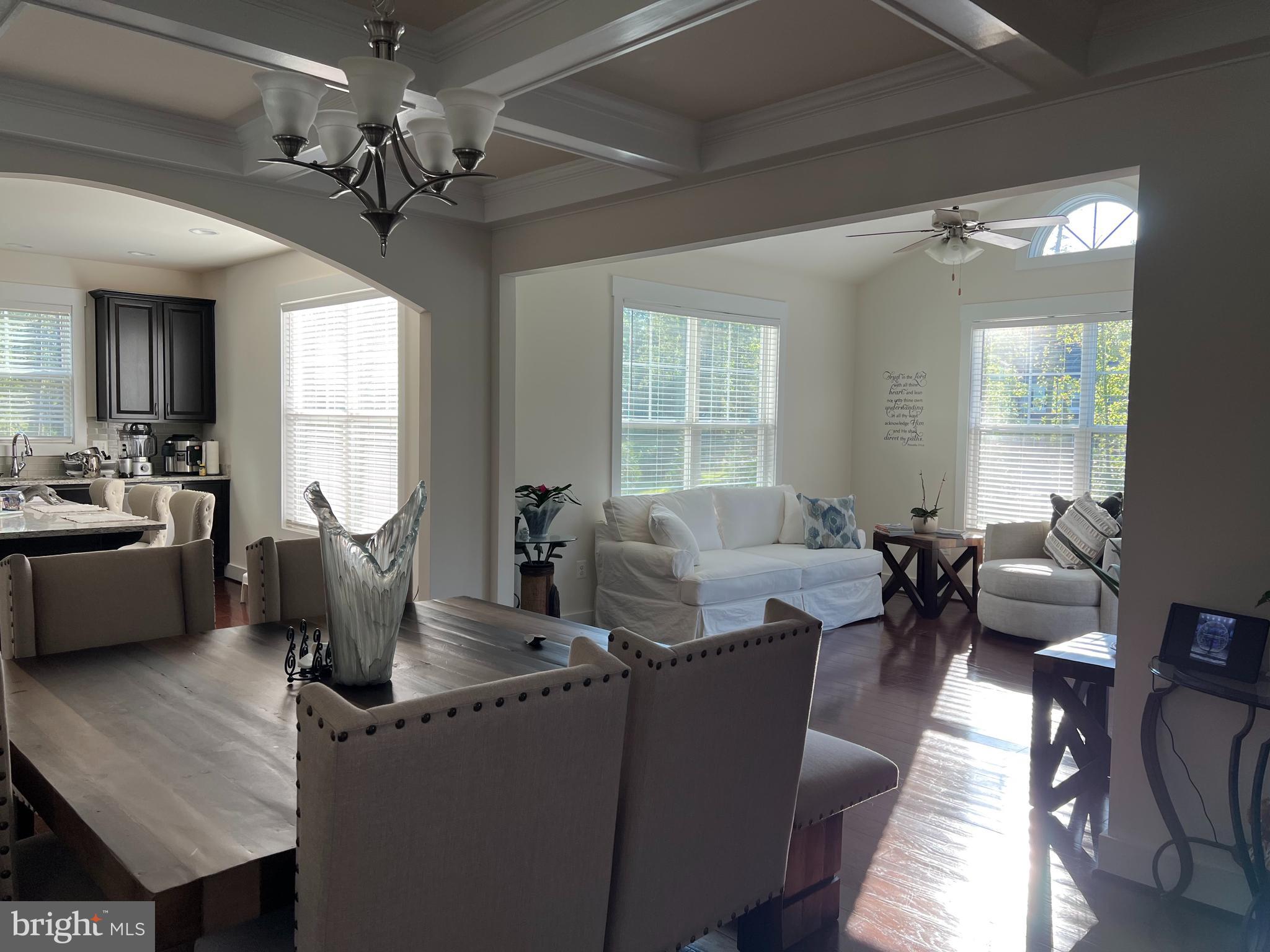 21 Avalon Ln