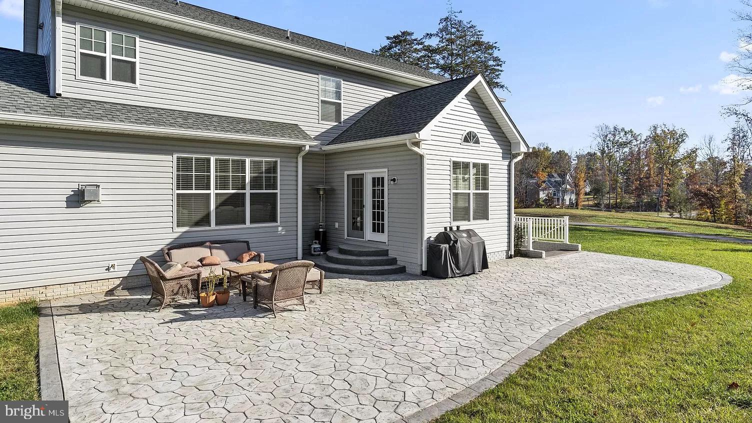 21 Avalon Ln