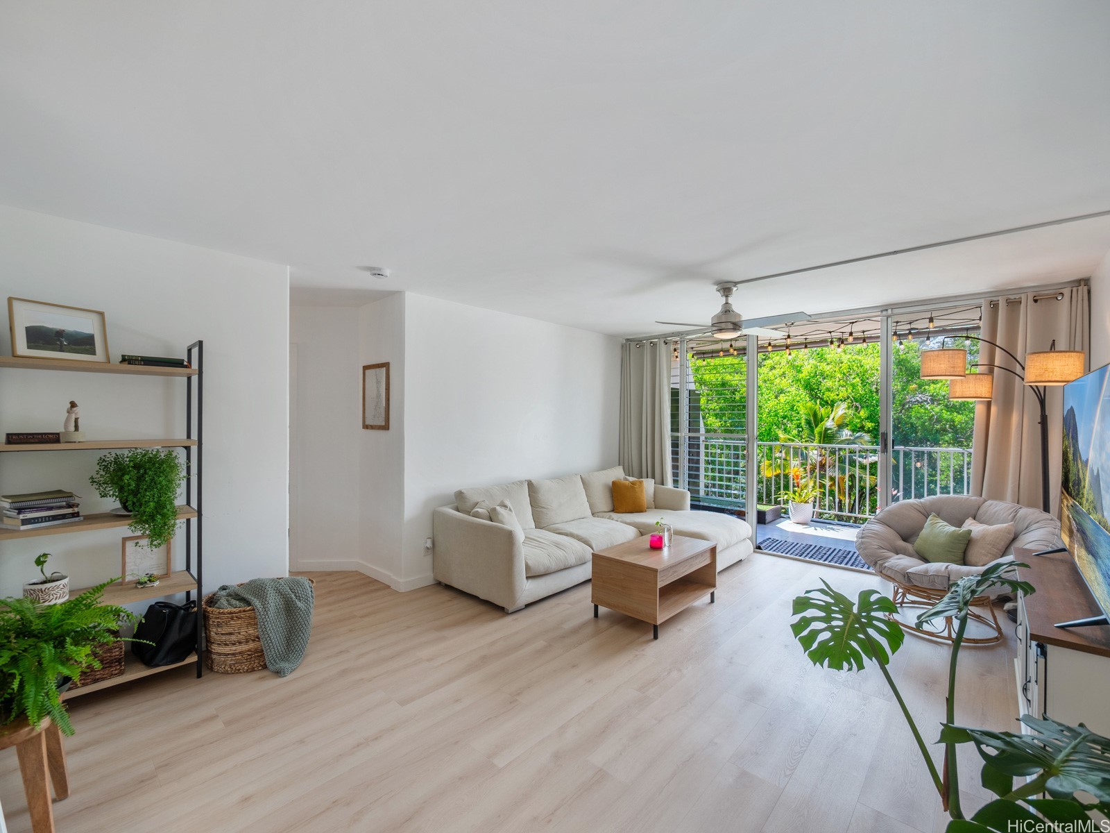 95-2035 Waikalani Place B306