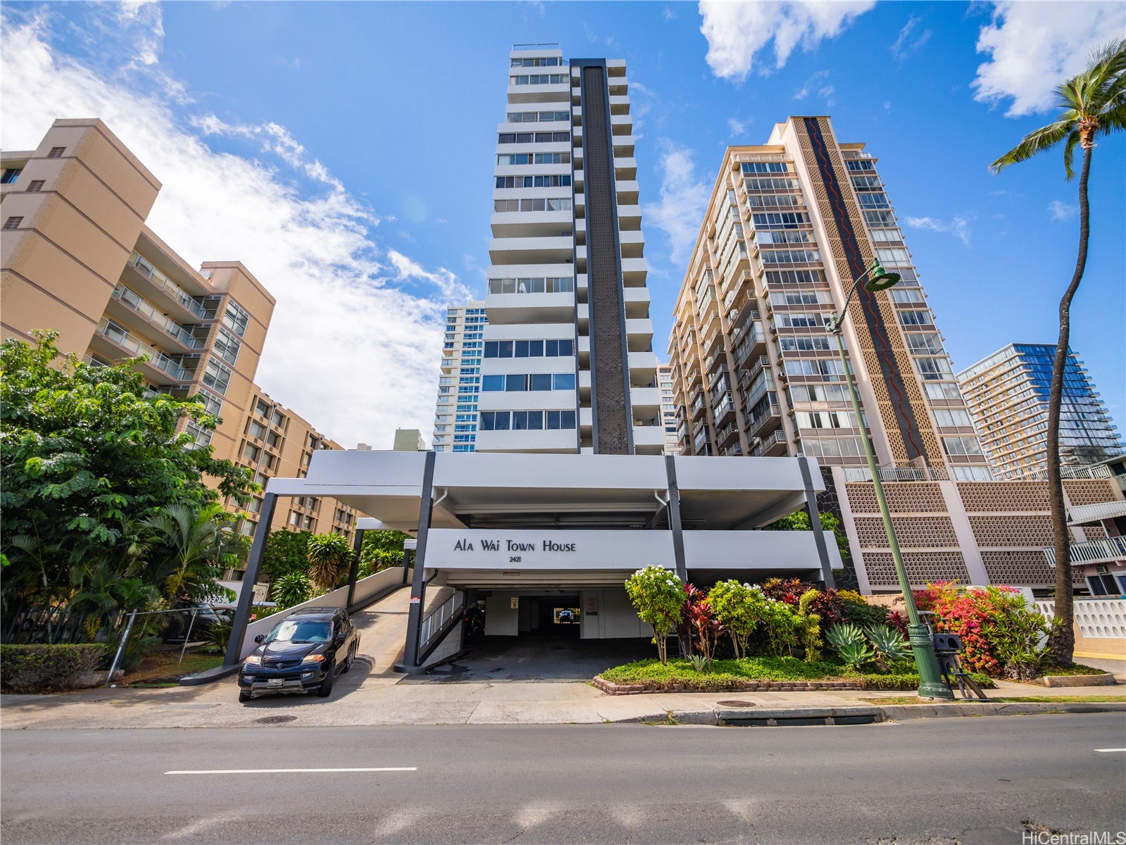 2421 Ala Wai Boulevard 805