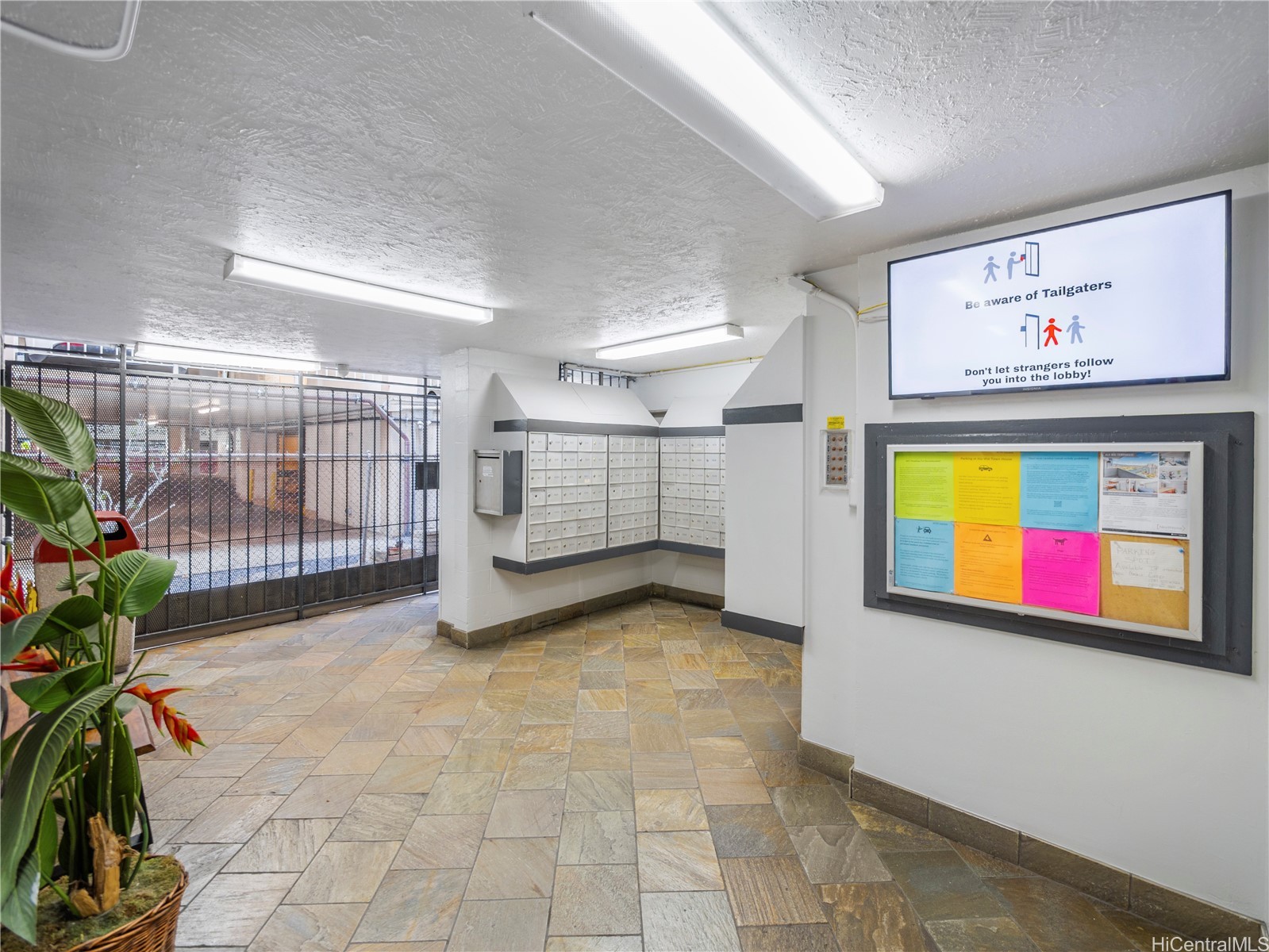 2421 Ala Wai Boulevard 805