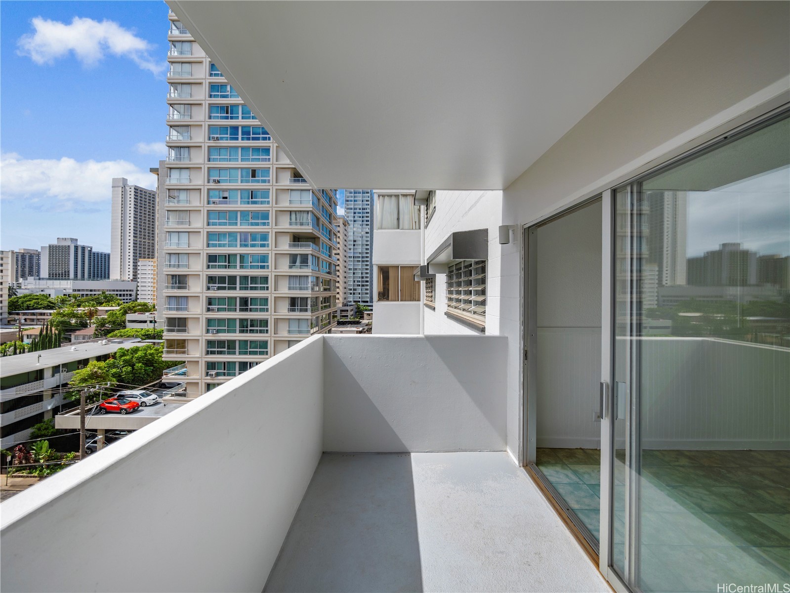 2421 Ala Wai Boulevard 805