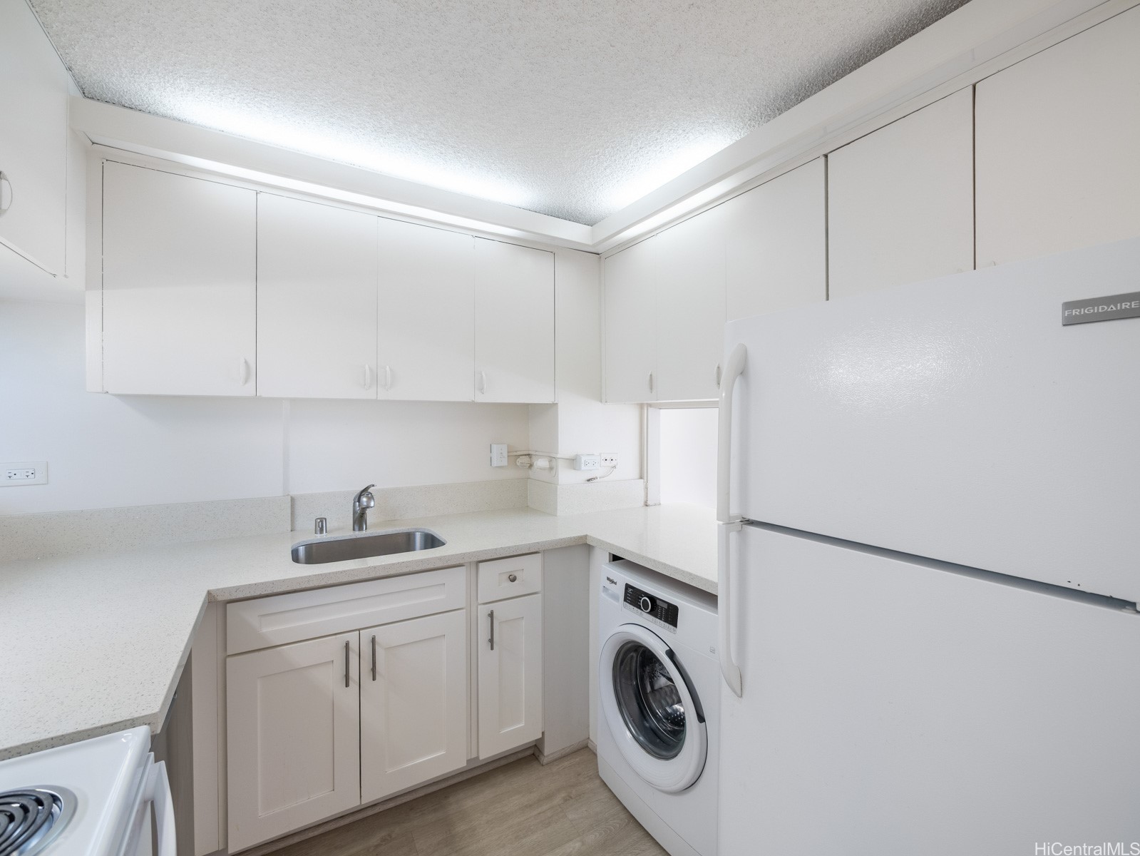 2421 Ala Wai Boulevard 1205