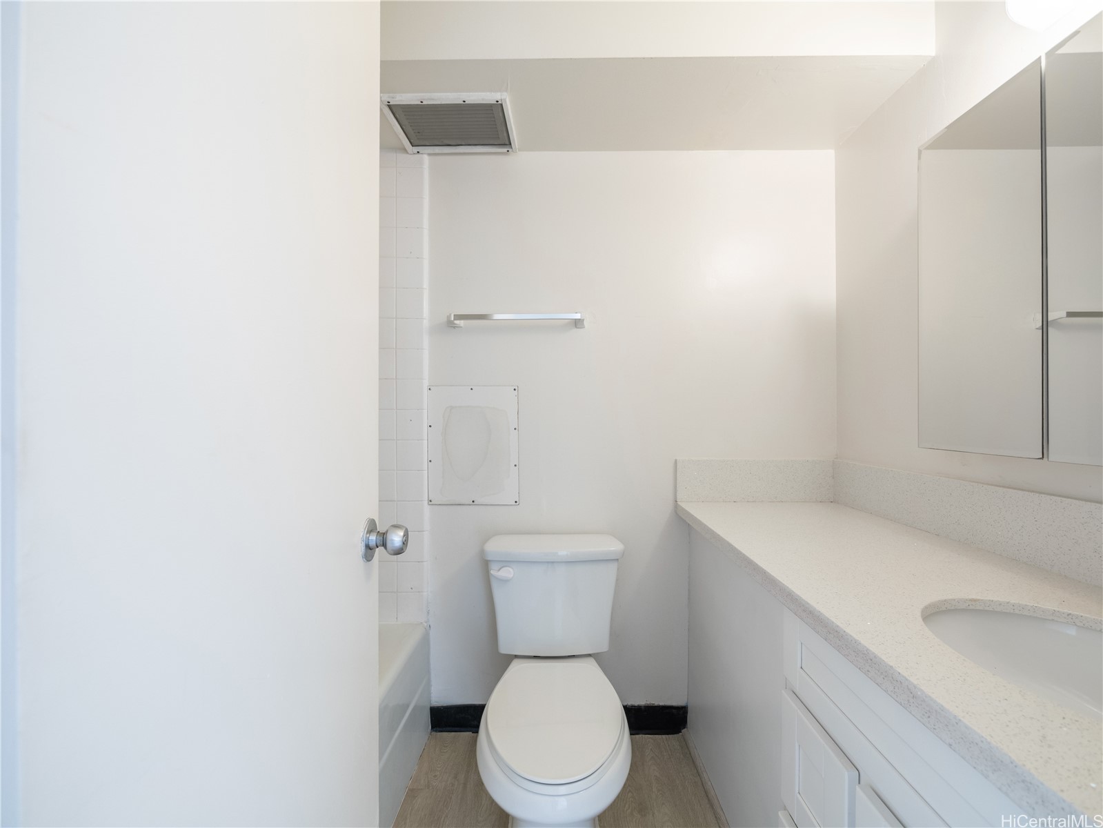 2421 Ala Wai Boulevard 1205