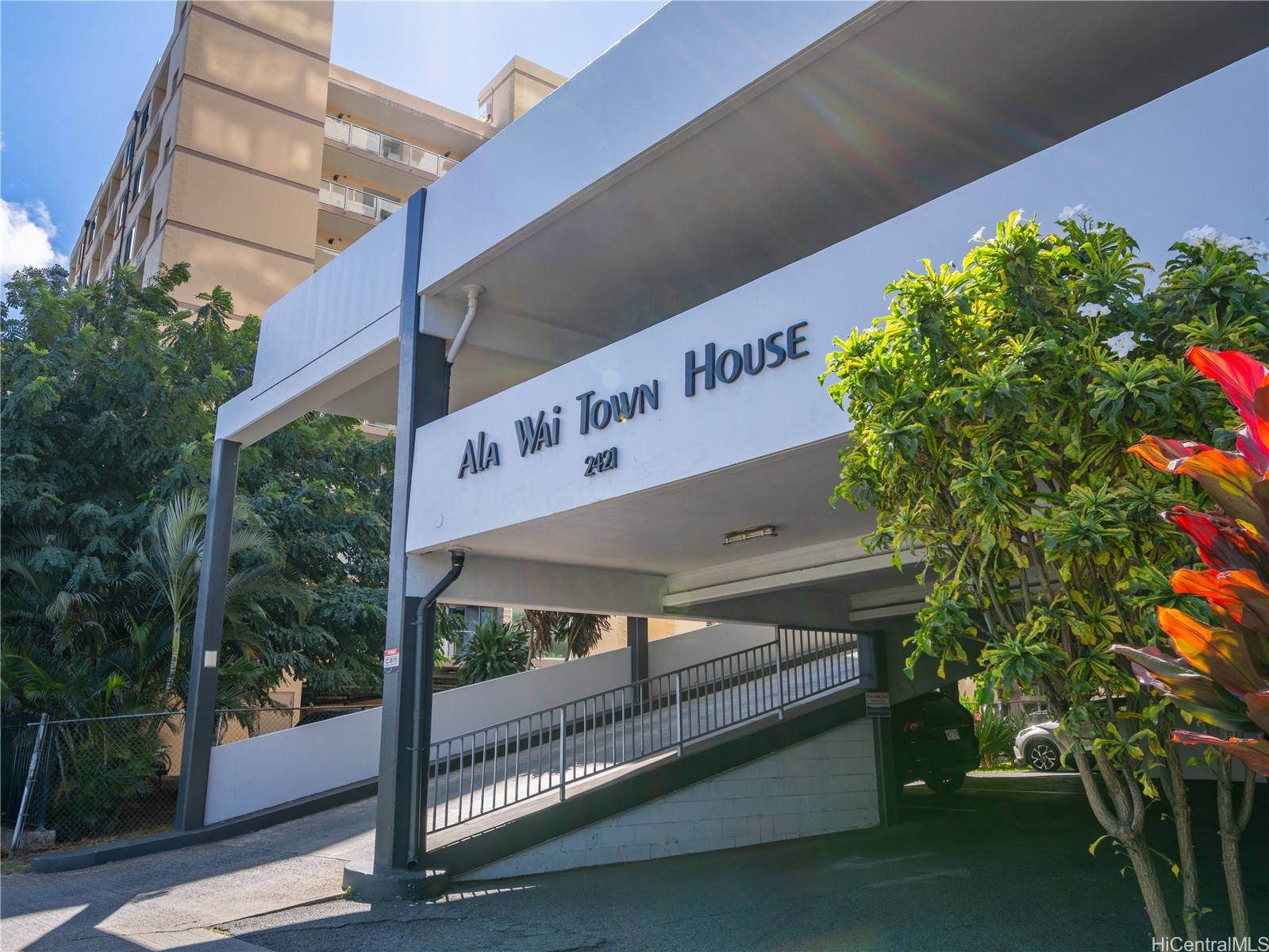 2421 Ala Wai Boulevard 1204