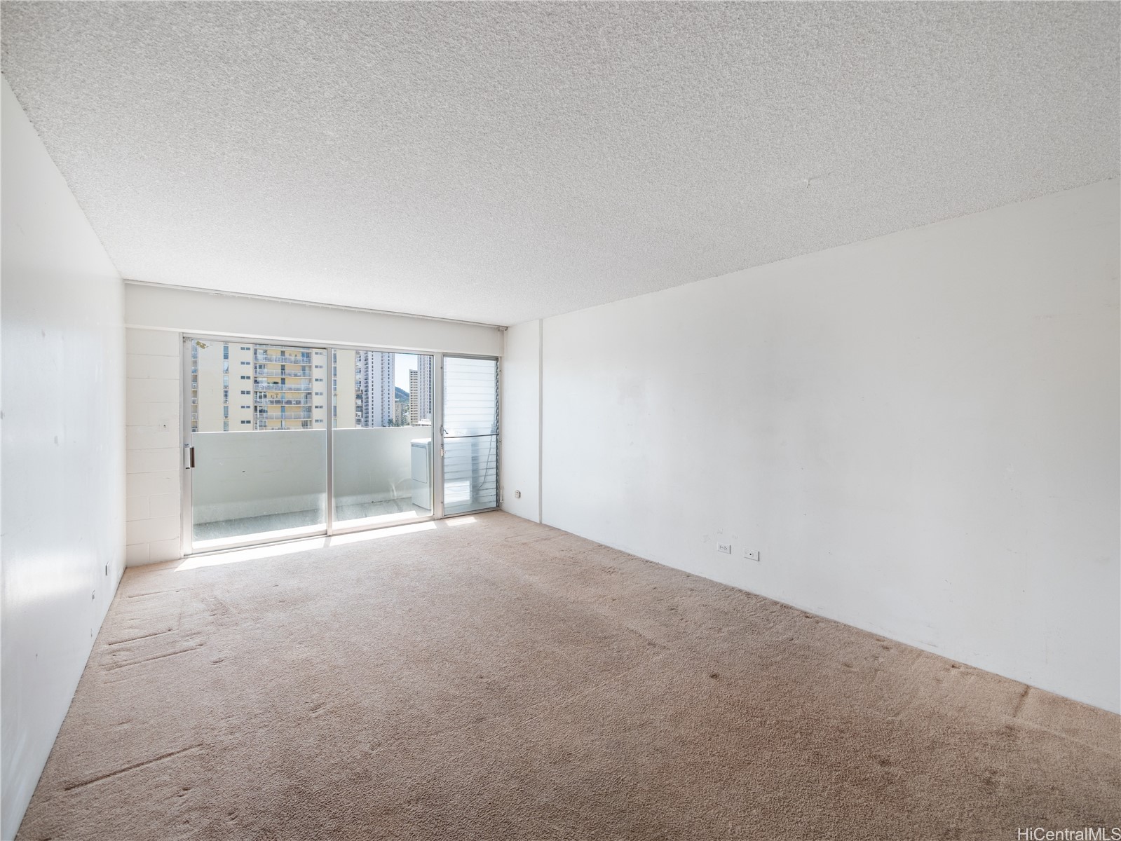 2421 Ala Wai Boulevard 1204