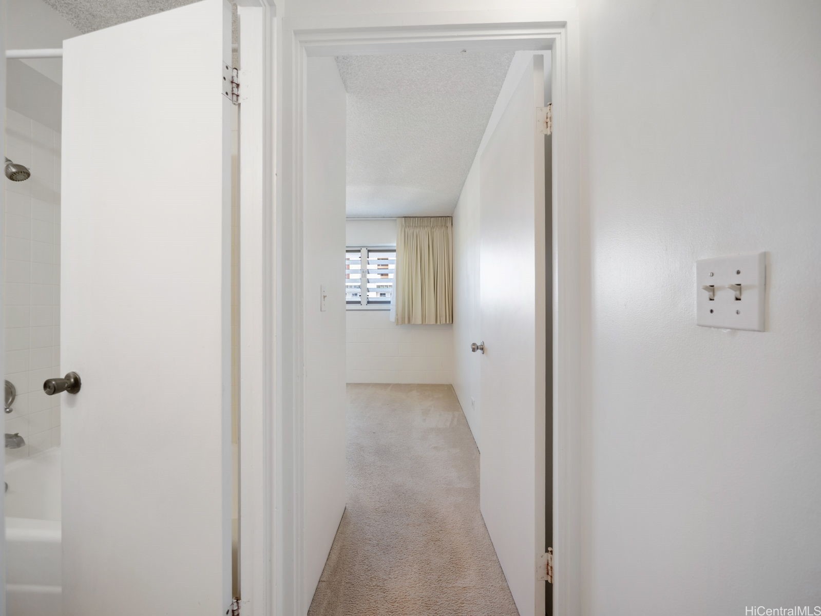 2421 Ala Wai Boulevard 1202