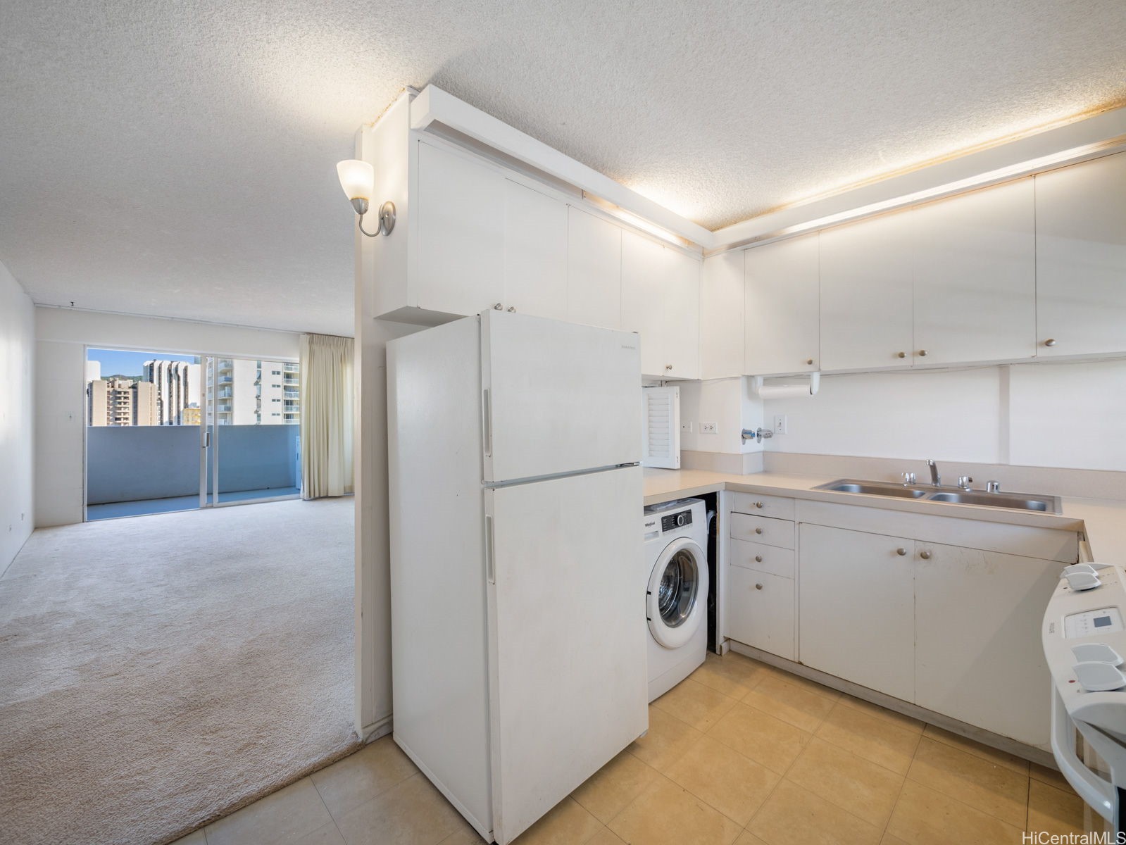 2421 Ala Wai Boulevard 1502