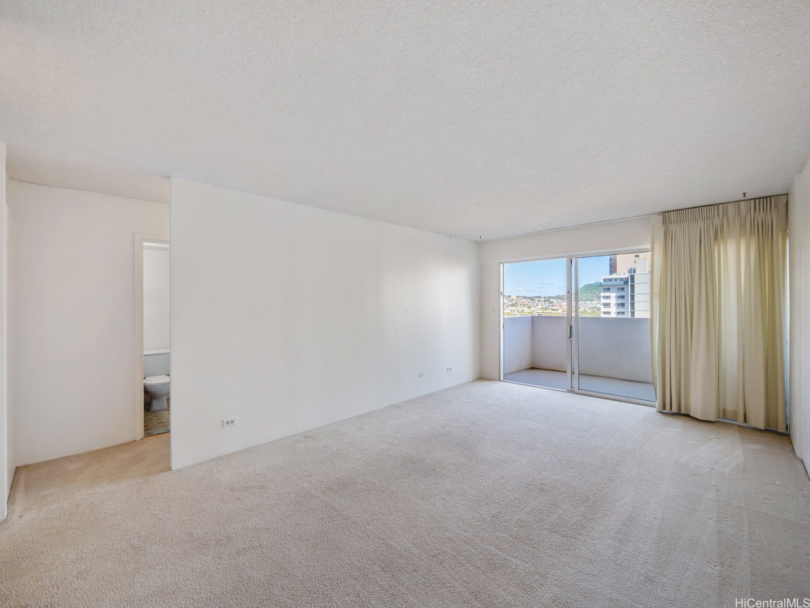 2421 Ala Wai Boulevard 1502