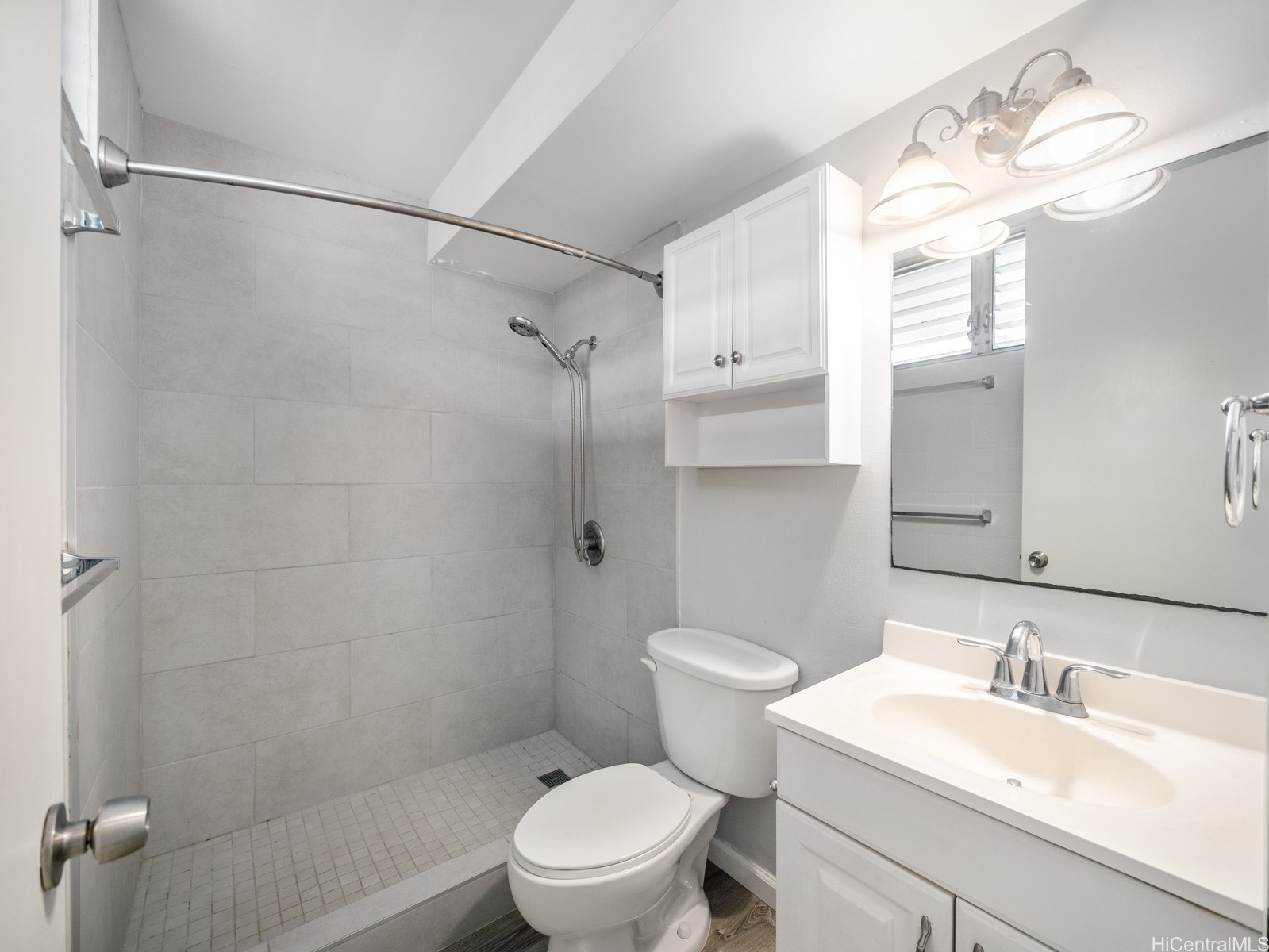 1718 Anapuni Street 303