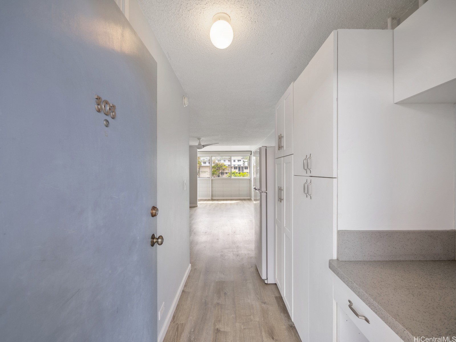 1718 Anapuni Street 303