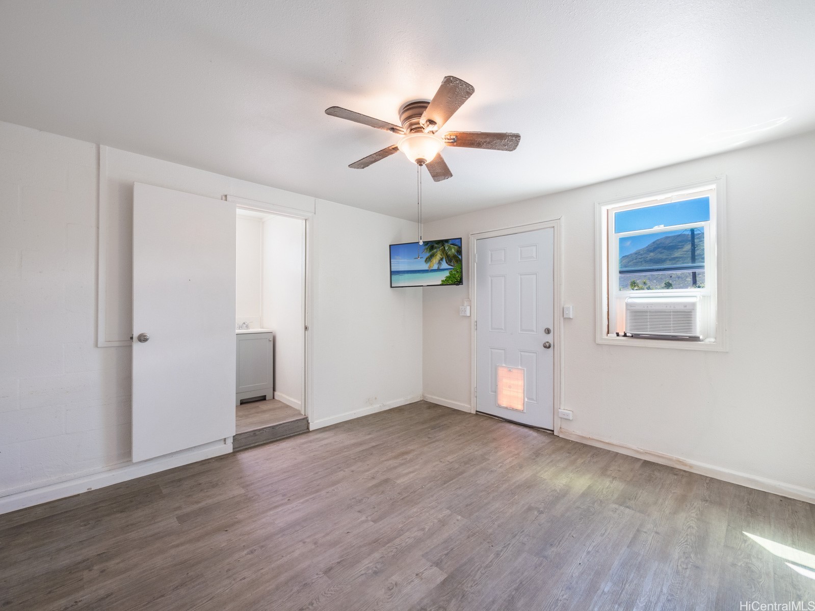 87-636 Farrington Highway
