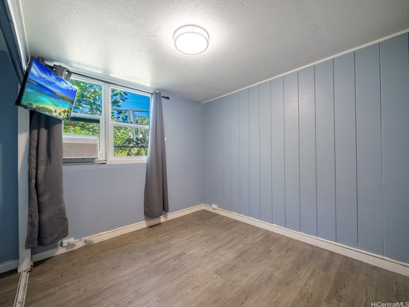 87-636 Farrington Highway