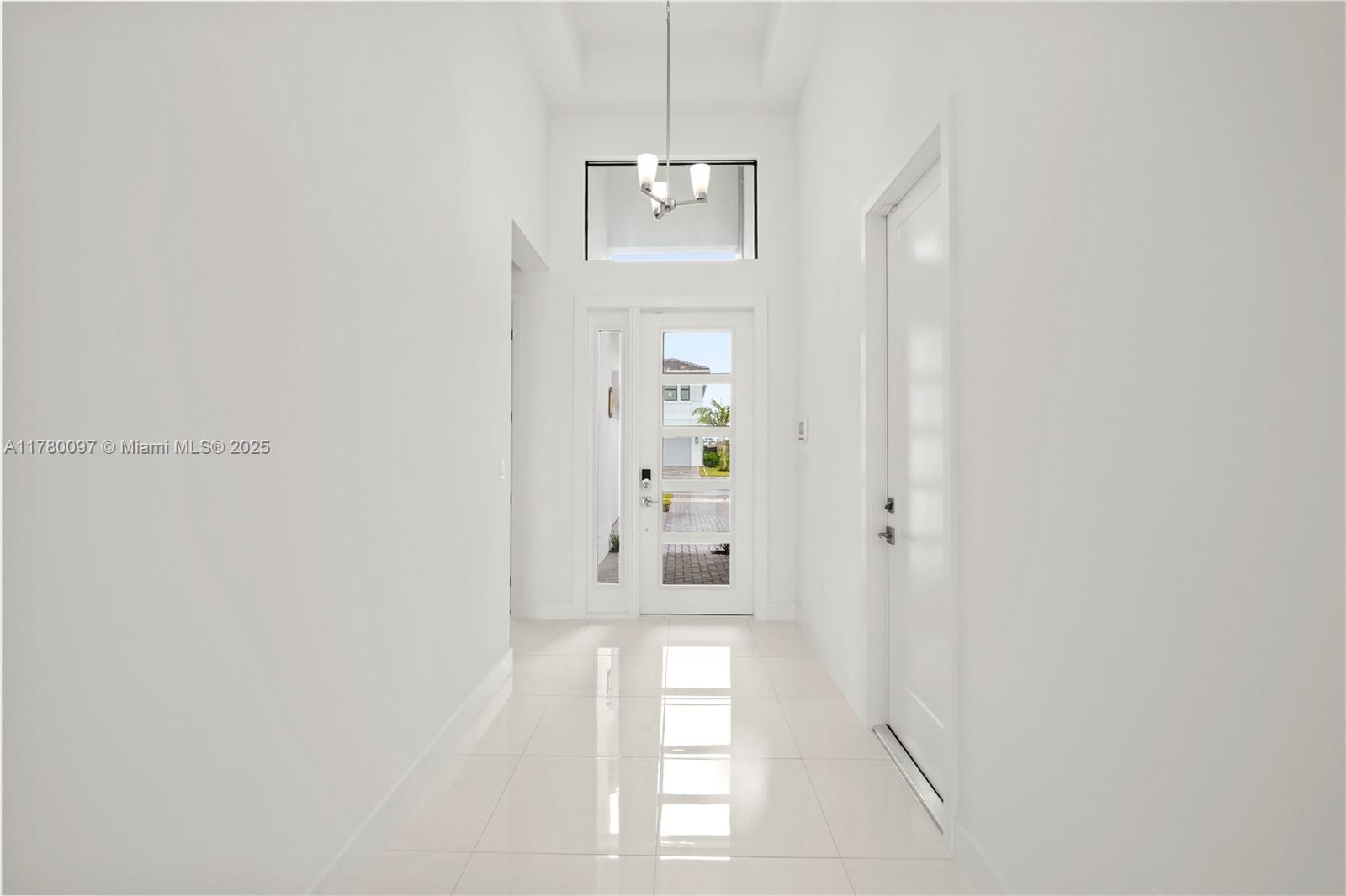 13128 Feathering Way
