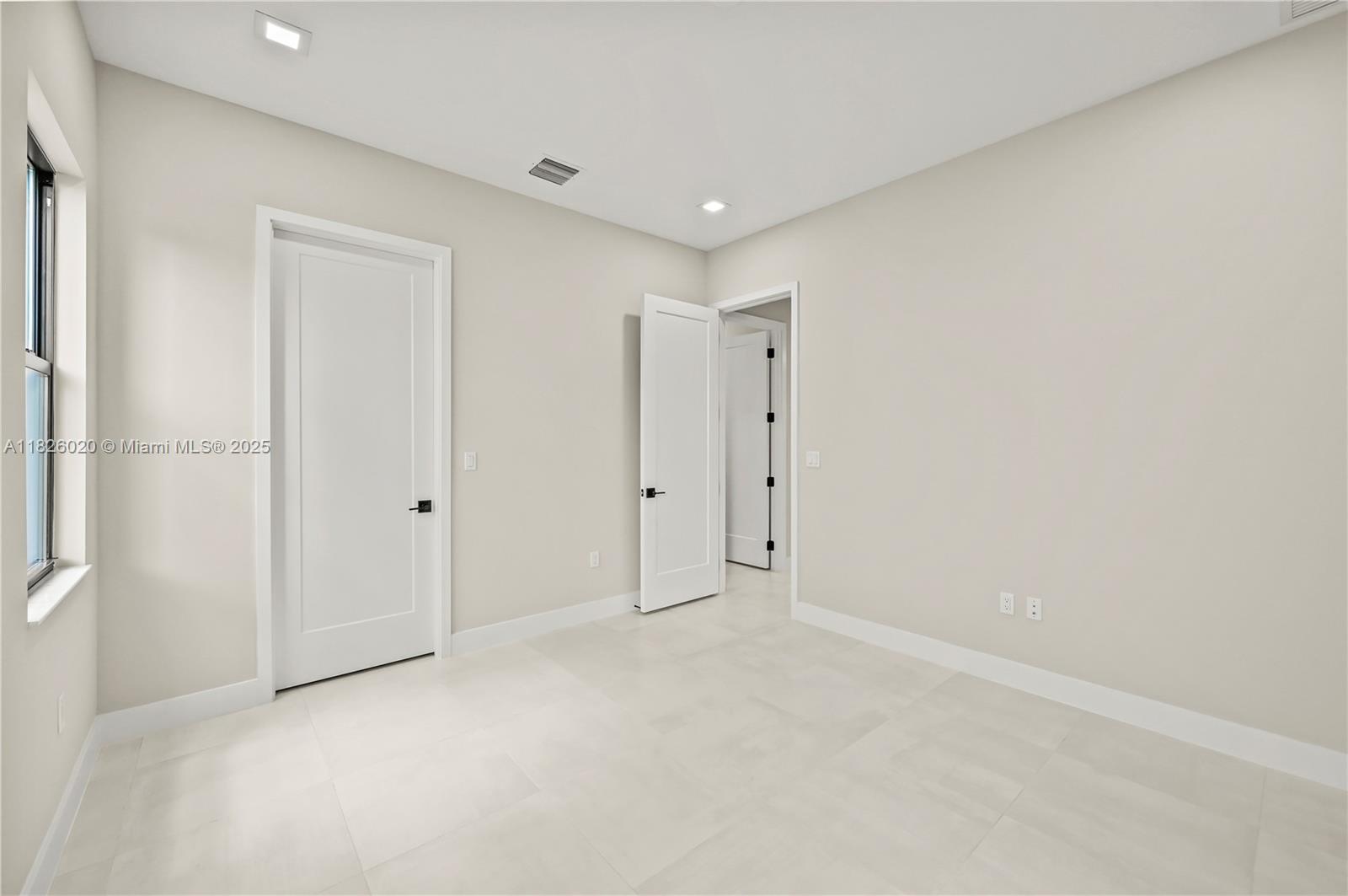 13119 Feathering Way