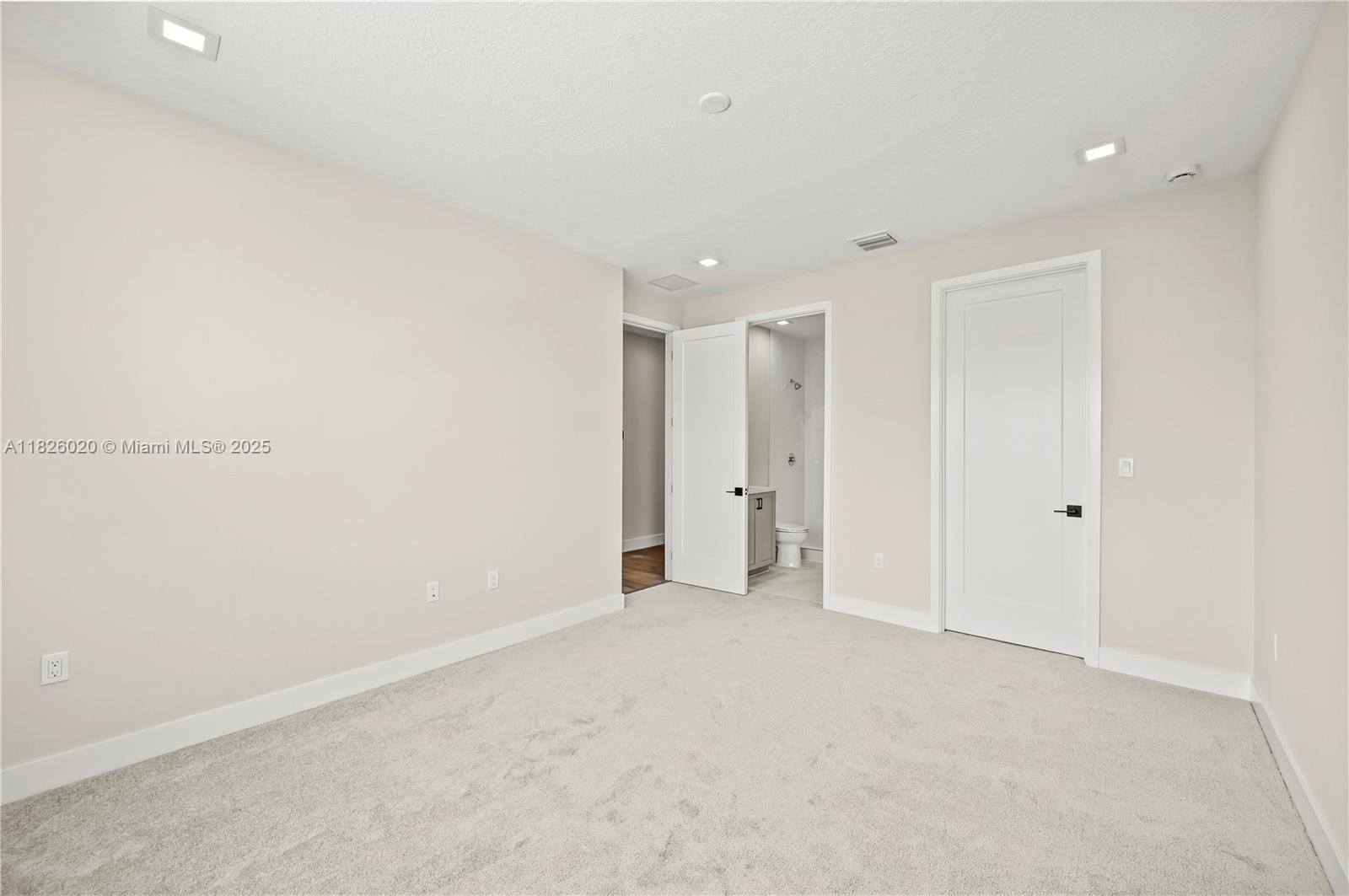 13119 Feathering Way