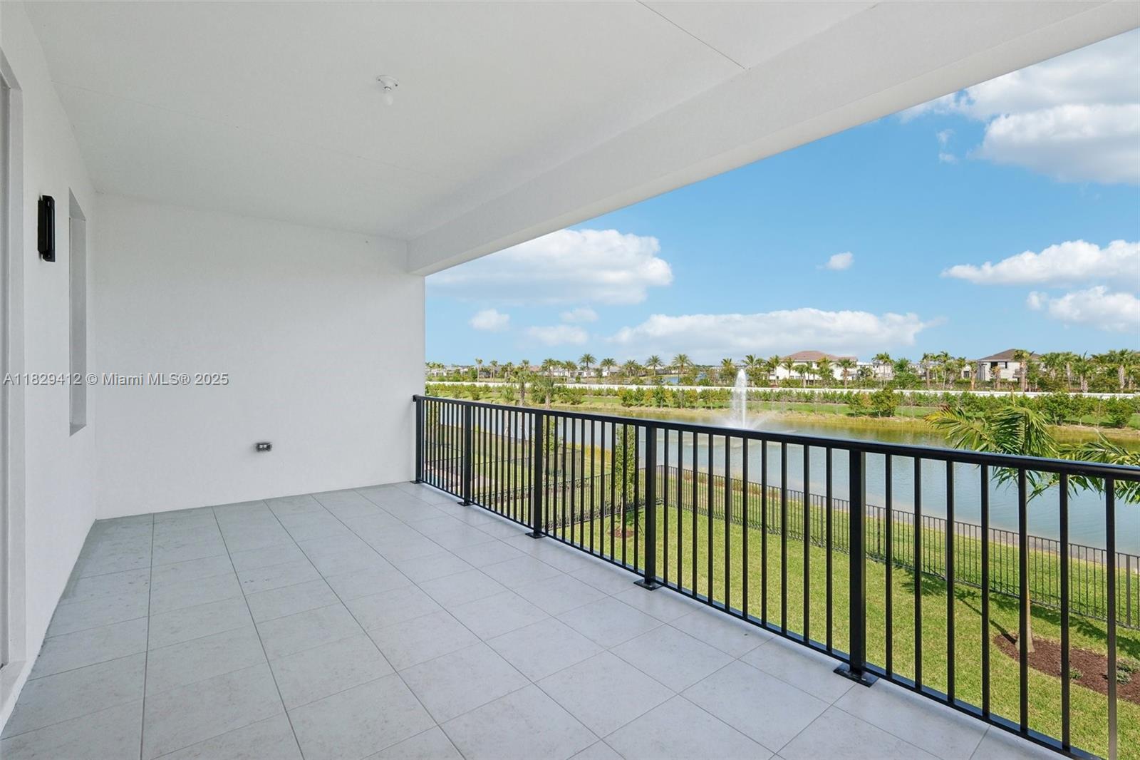 13075 Feathering Way