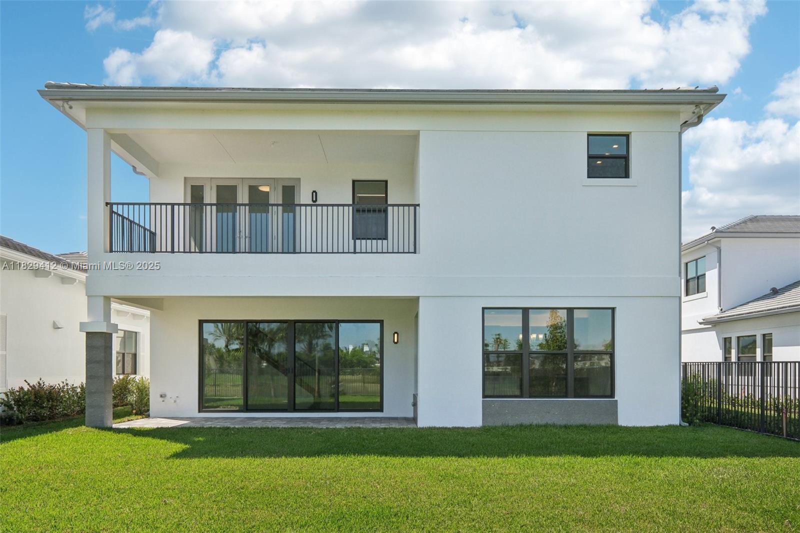 13075 Feathering Way