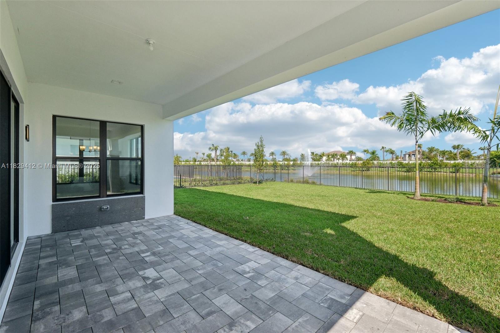 13075 Feathering Way