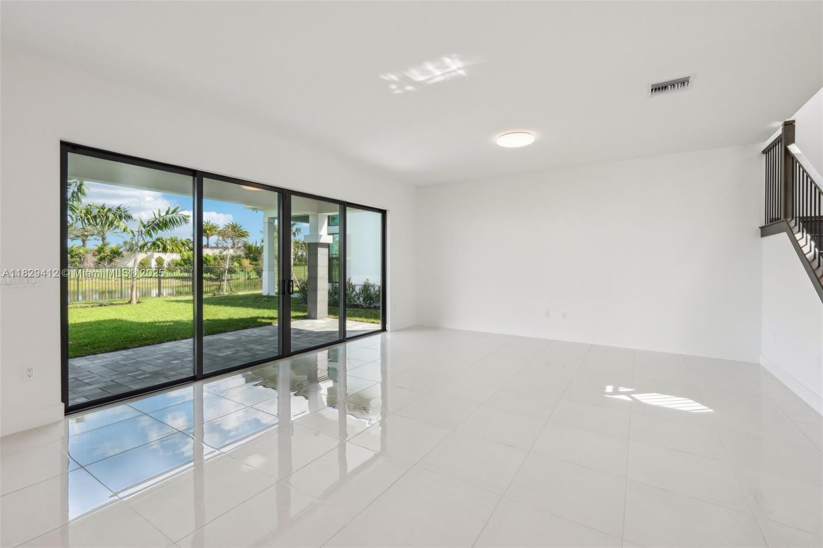 13075 Feathering Way