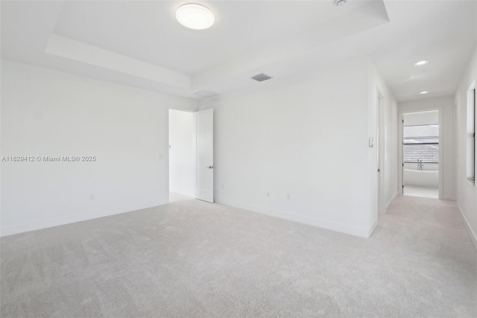 13075 Feathering Way