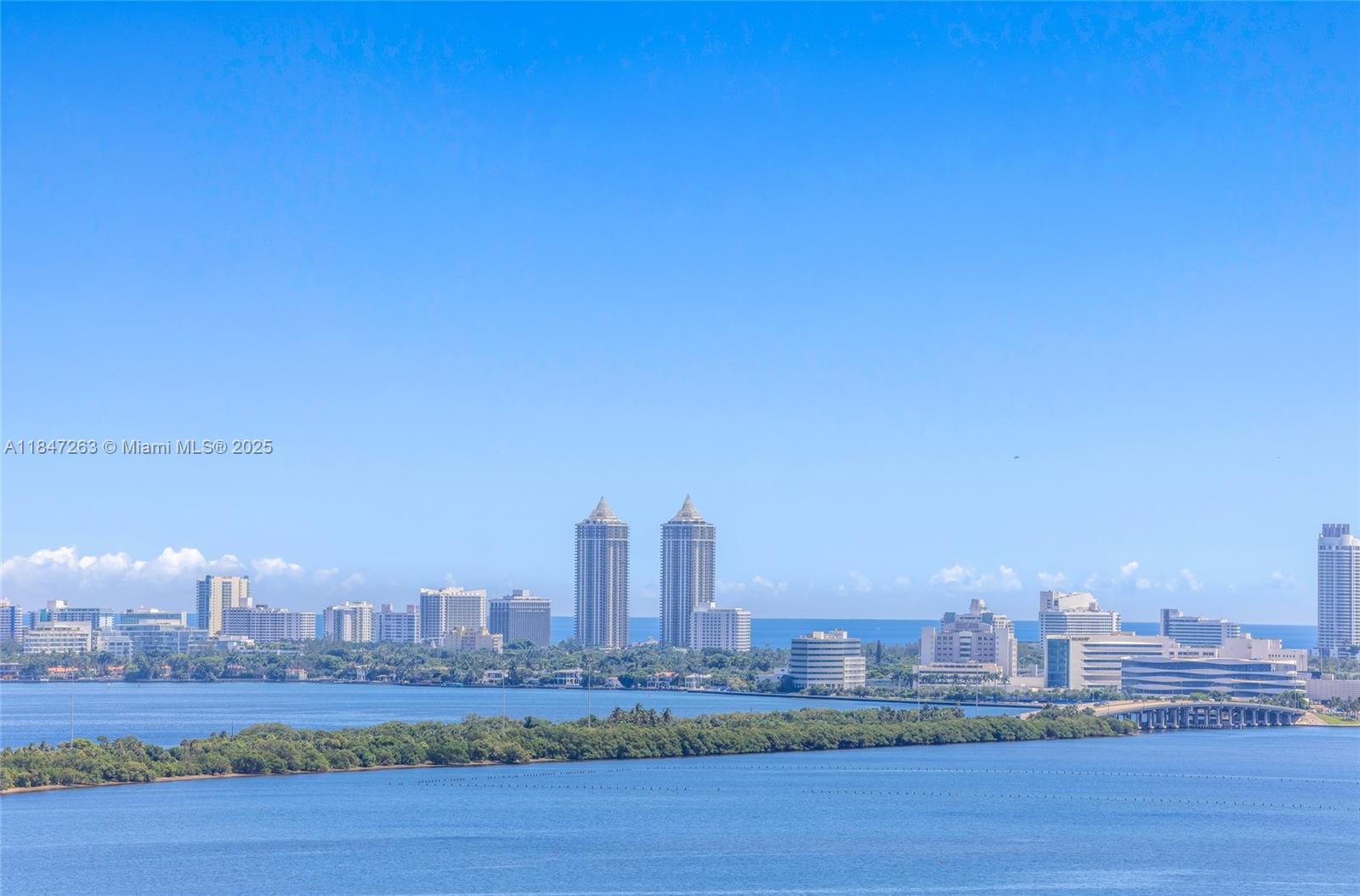 700 NE 24th St # 2101