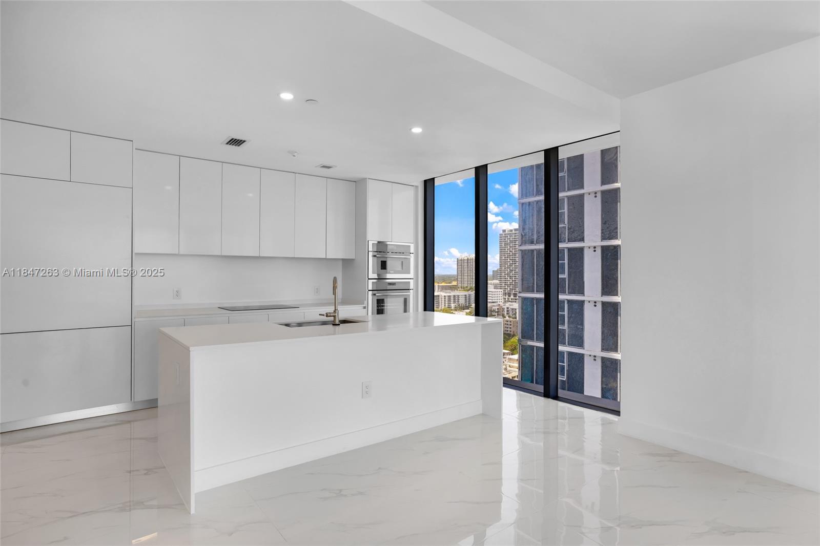 700 NE 24th St # 2101