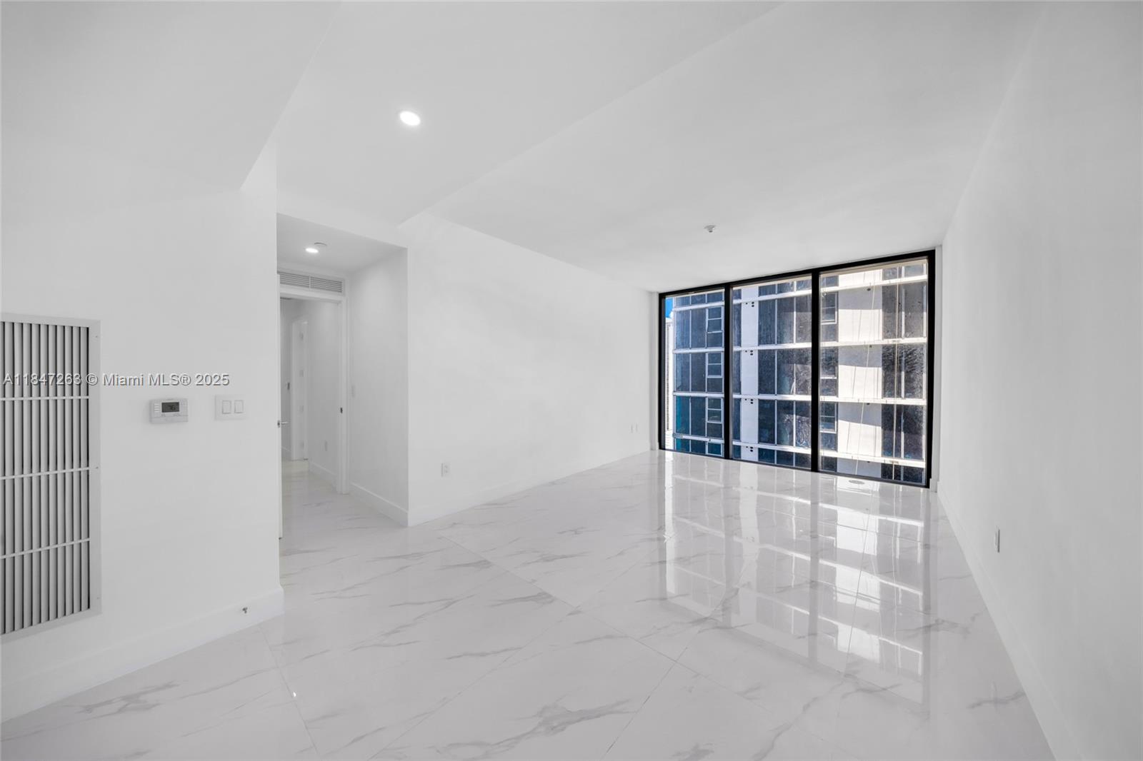 700 NE 24th St # 2101