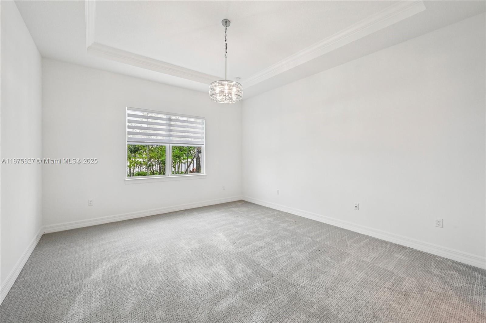 10444 Northbrook Cir
