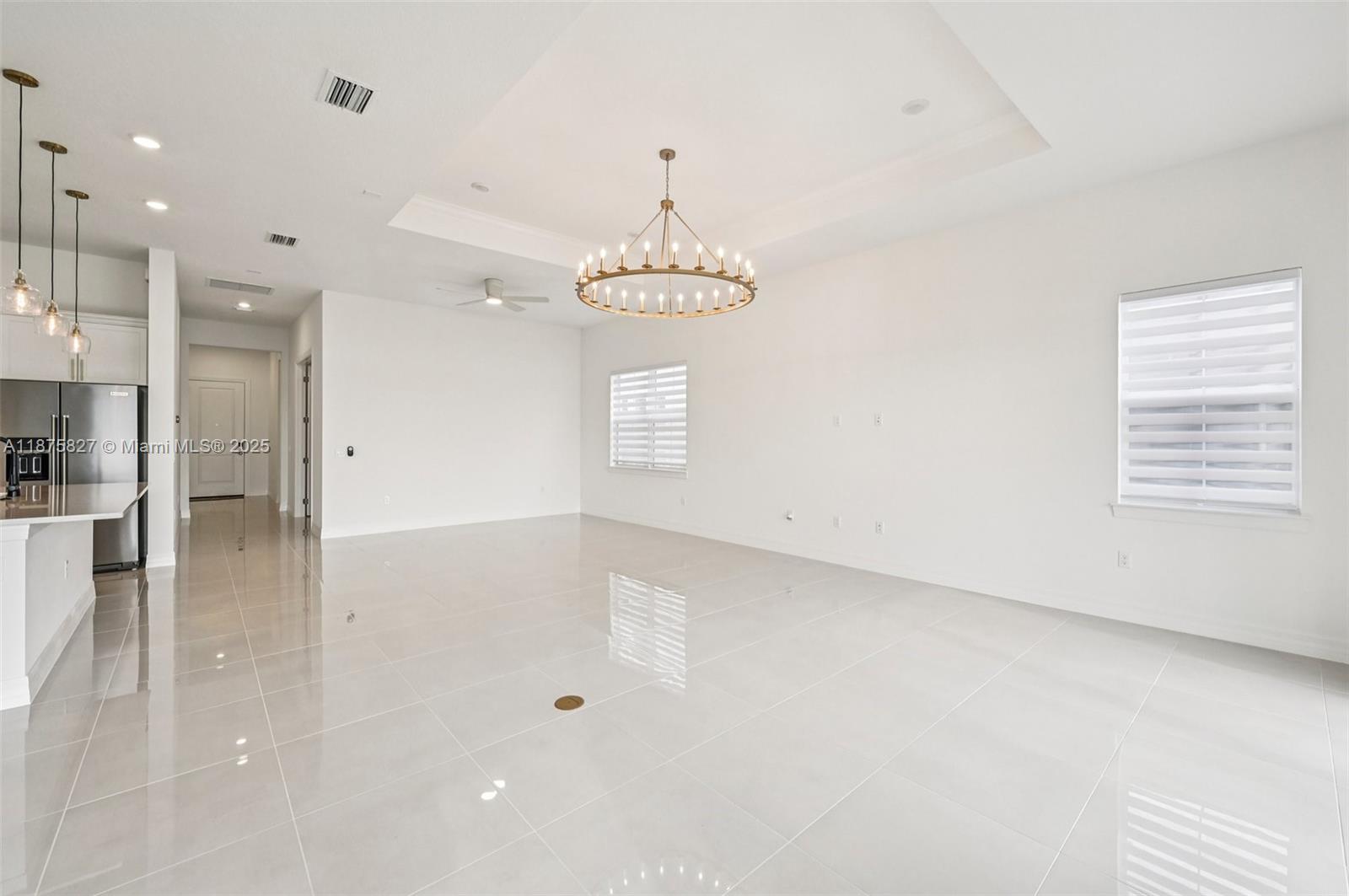 10444 Northbrook Cir