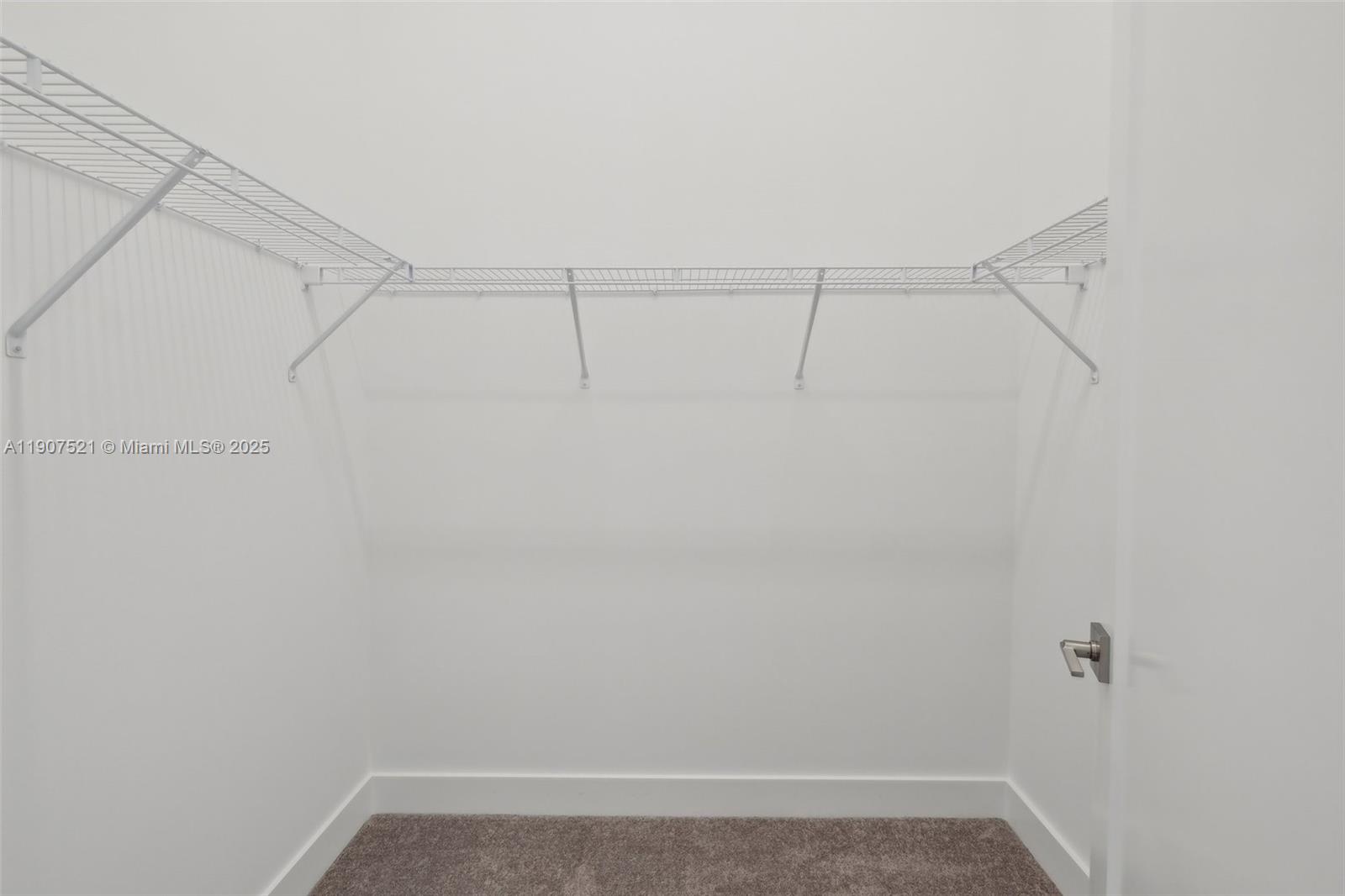 13131 Feathering Way