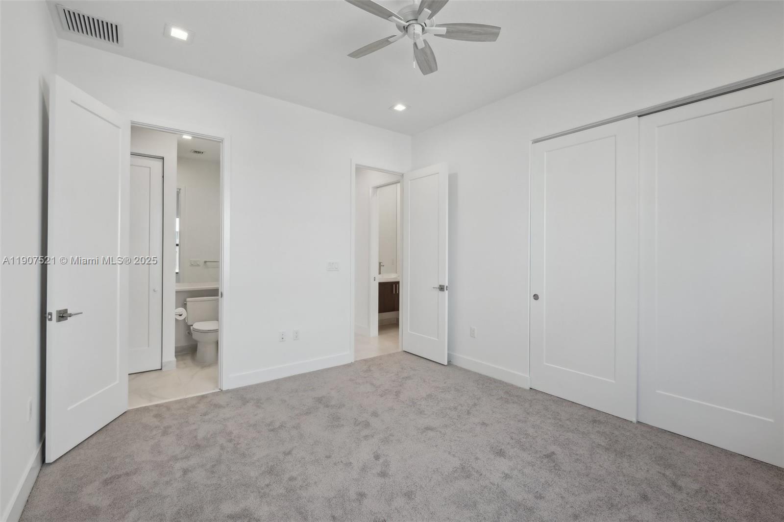 13131 Feathering Way