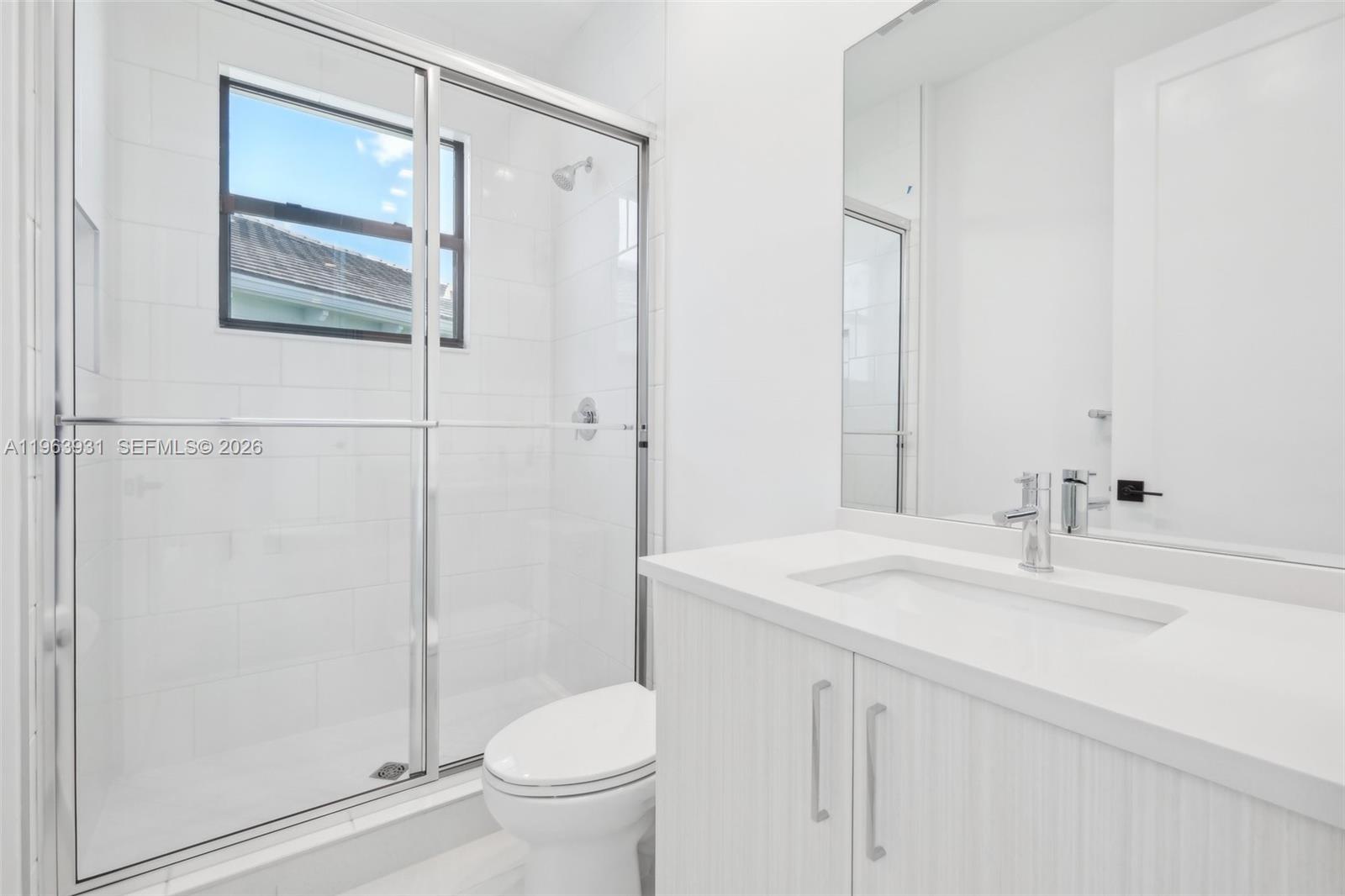 13083 Feathering Way