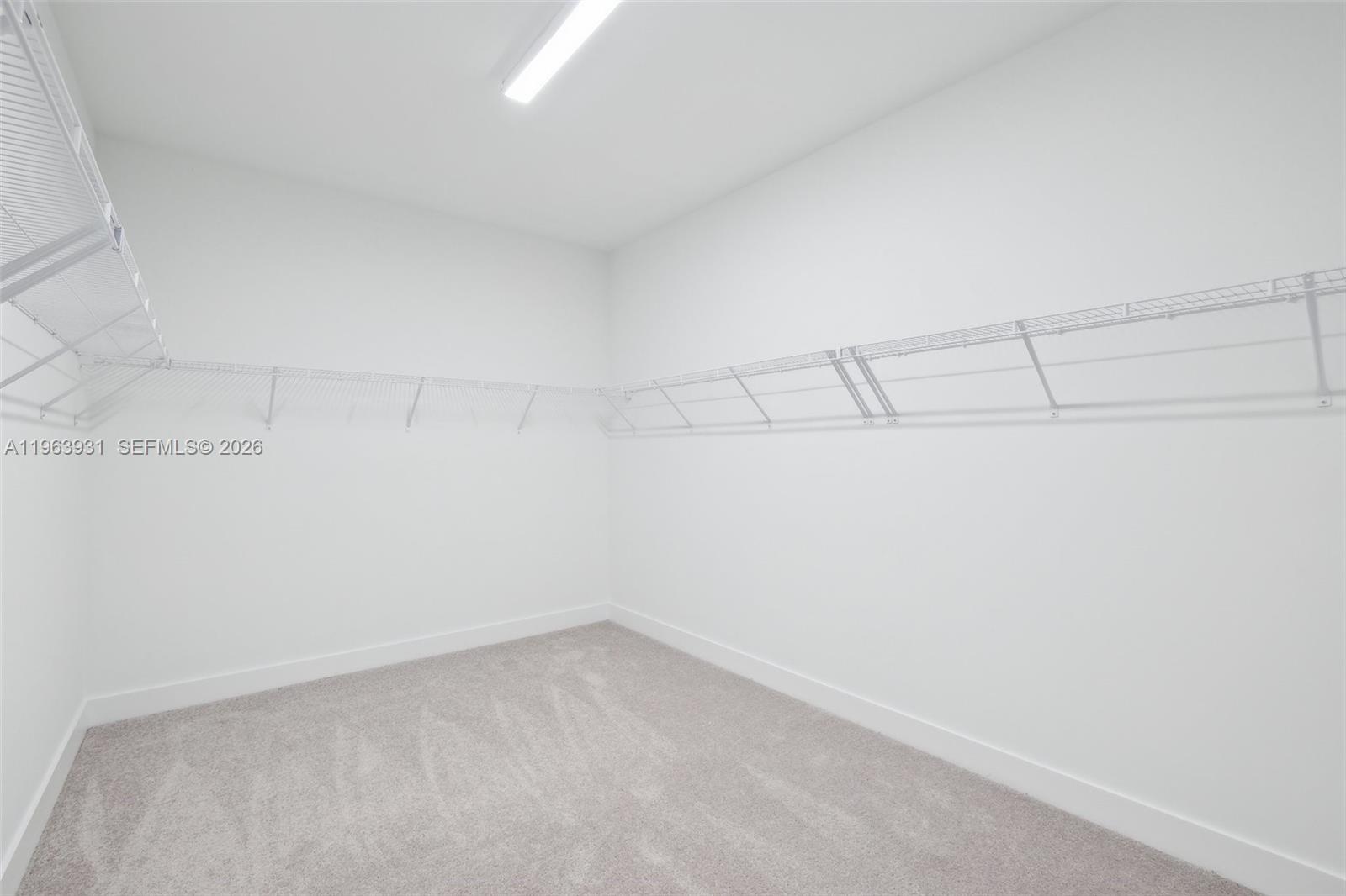 13083 Feathering Way