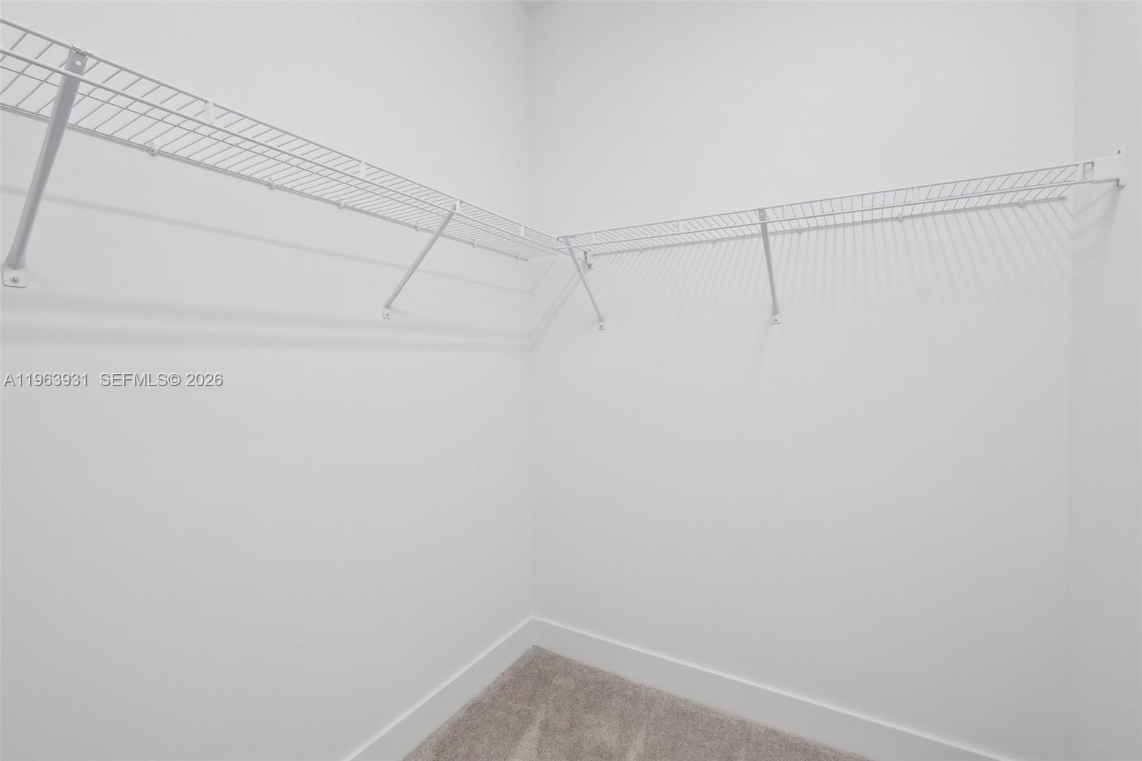 13083 Feathering Way