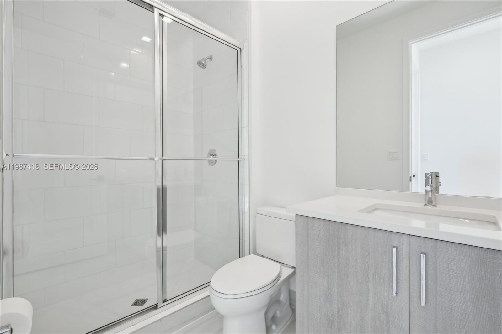 13083 Feathering Way