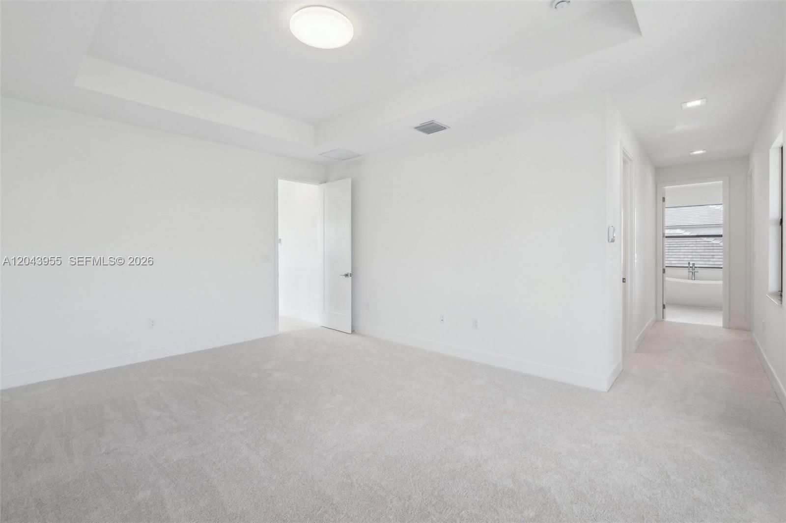 13075 Feathering Way