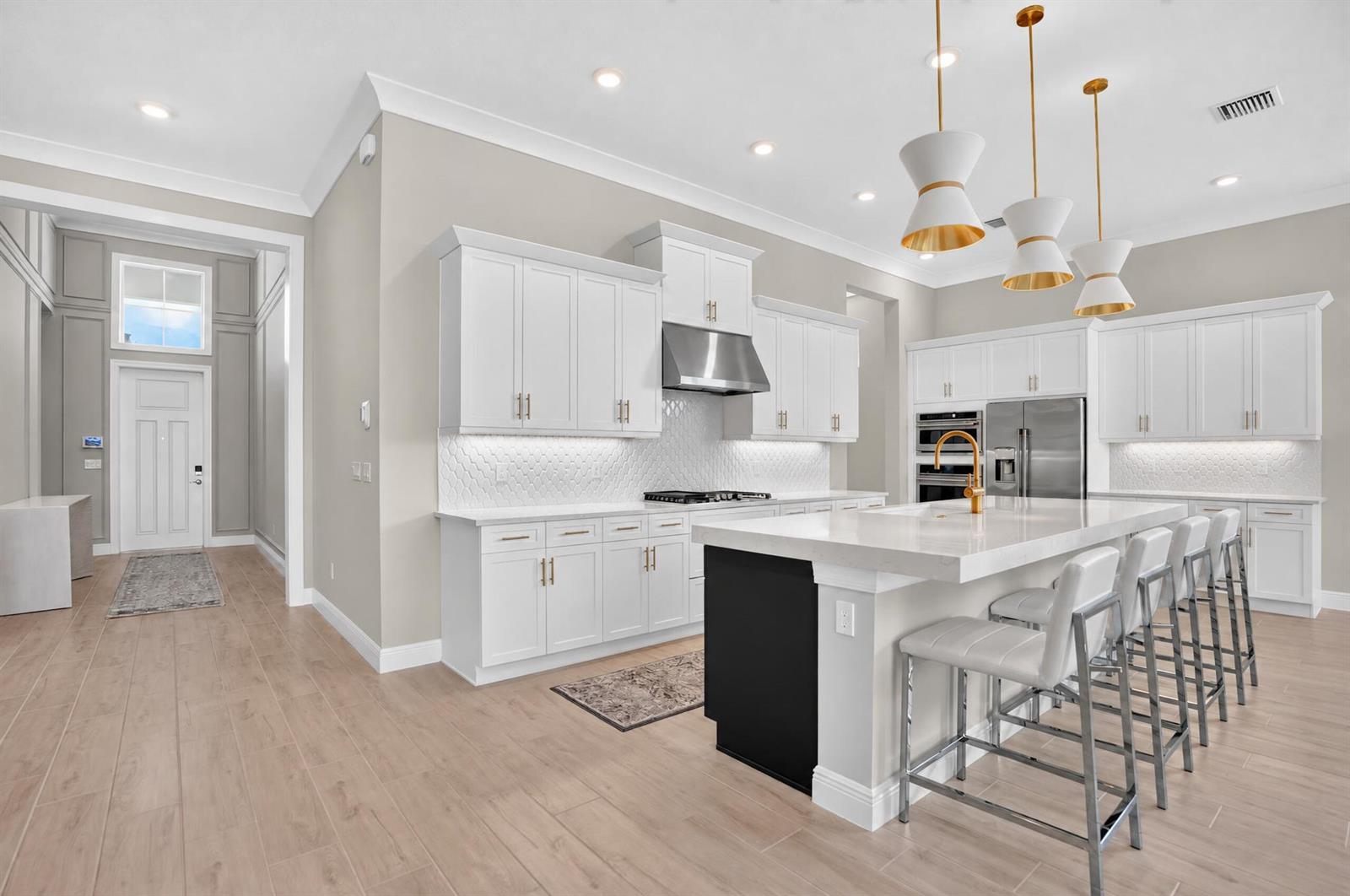 5231 SAINT VINCENT Lane