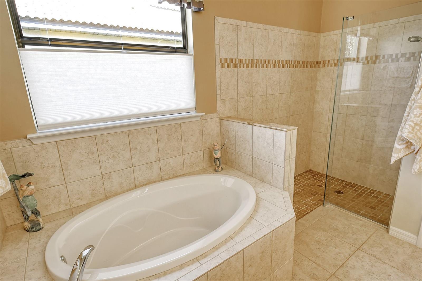 1130 CIELO CT