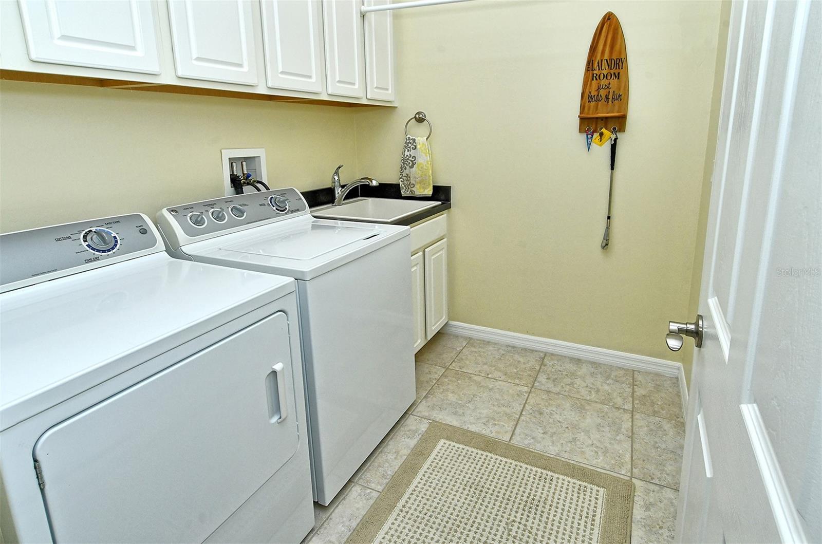 1130 CIELO CT
