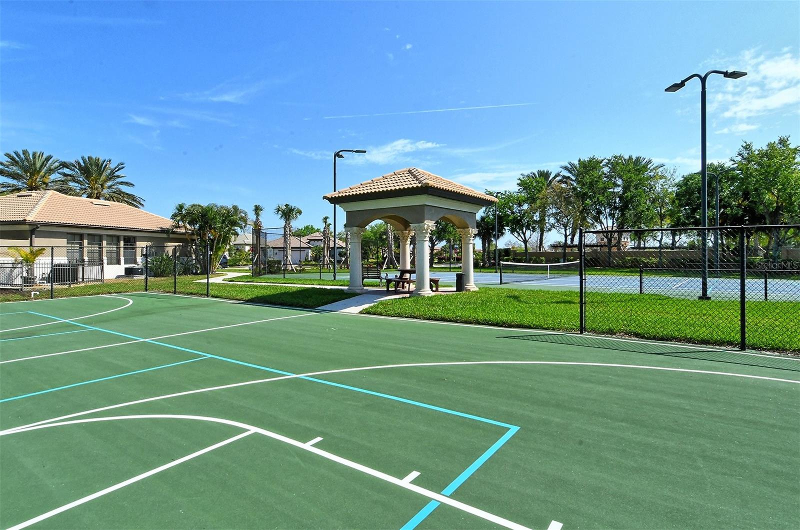 1130 CIELO CT