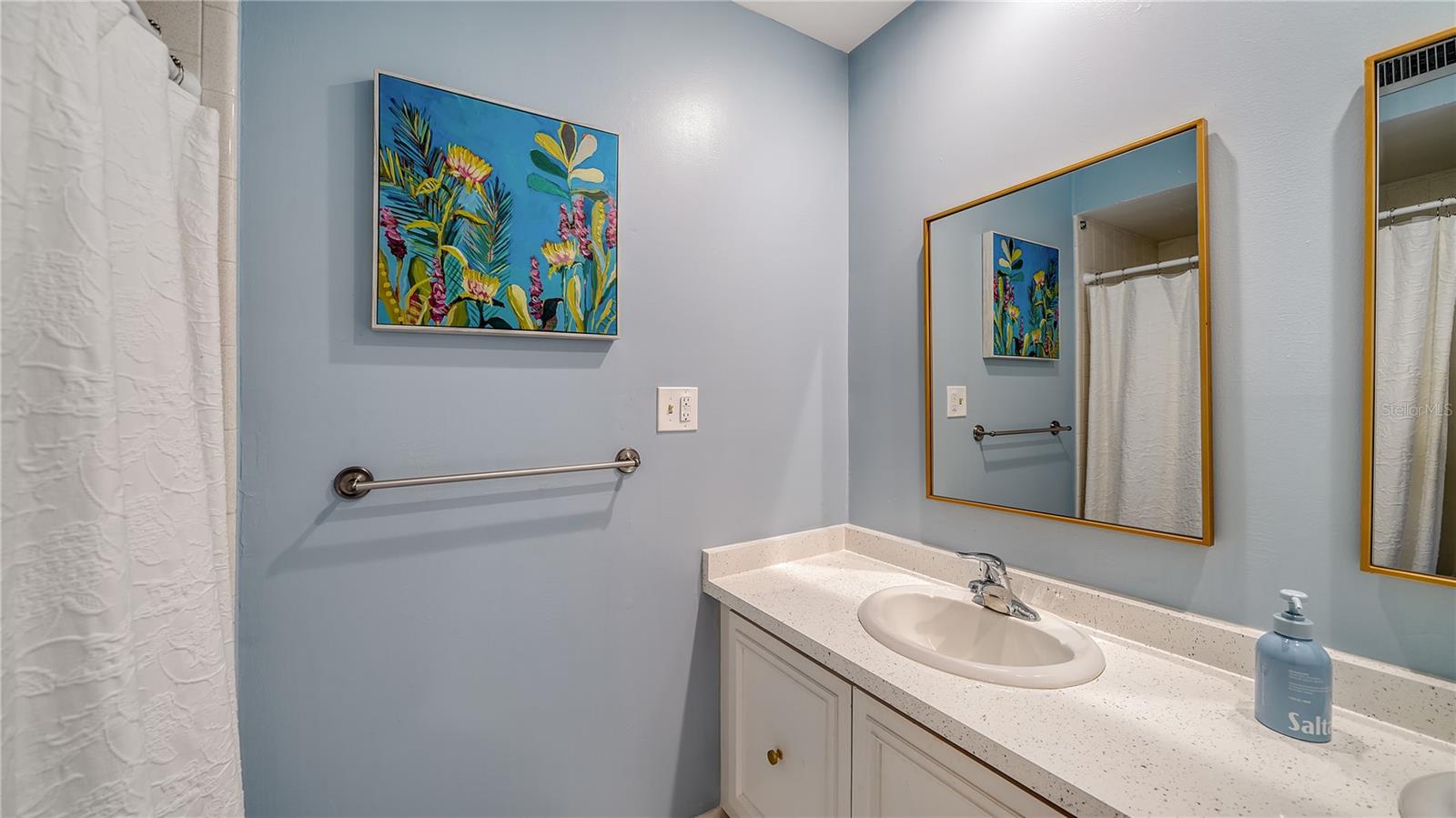 1411 QUAIL DR