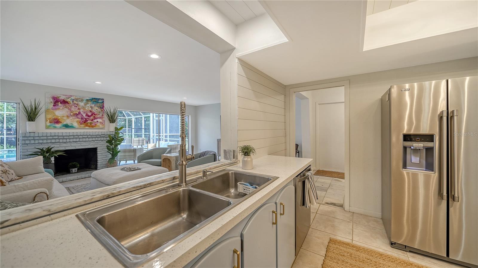 1411 QUAIL DR