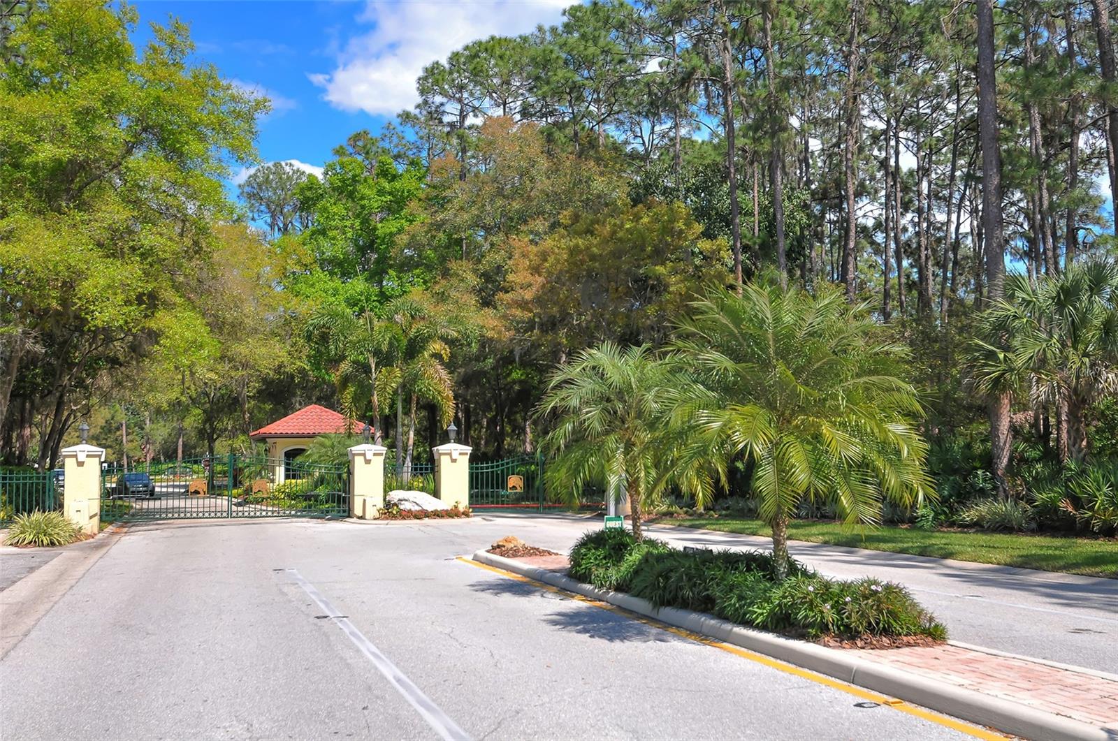 7426 WEEPING WILLOW BLVD