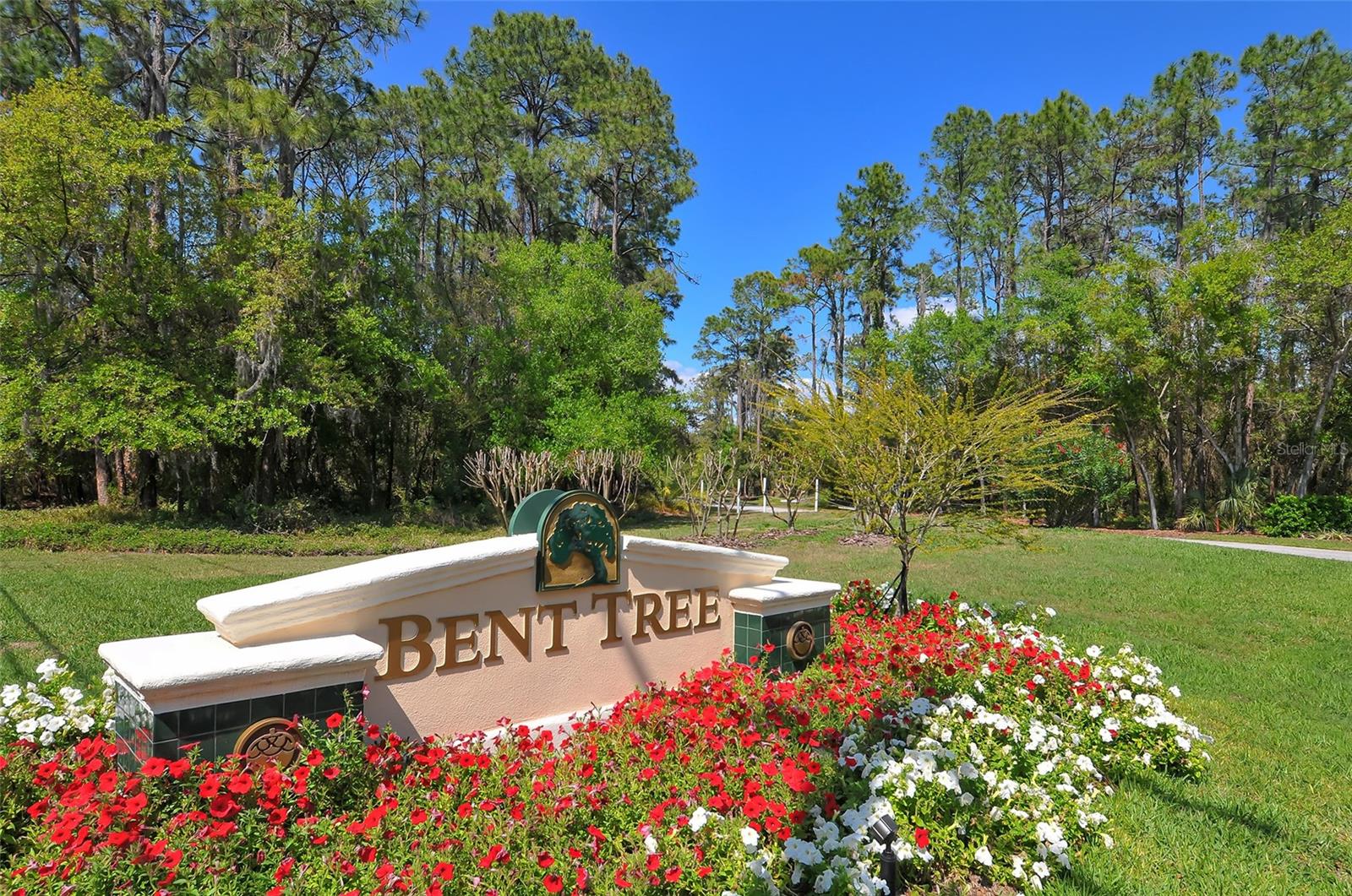 7426 WEEPING WILLOW BLVD