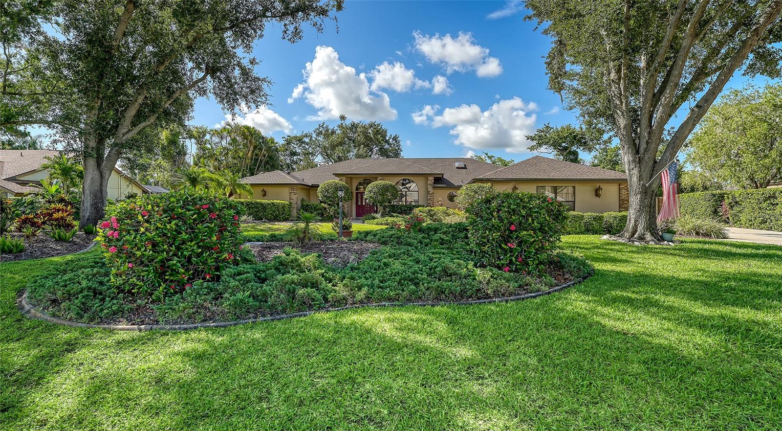 7426 WEEPING WILLOW BLVD