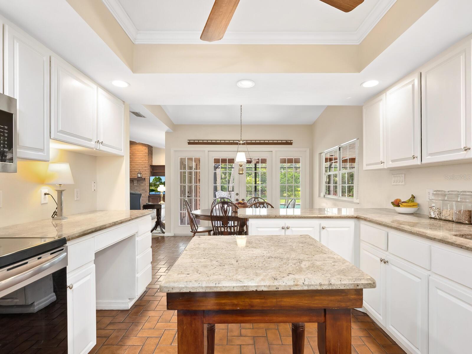 3632 BENEVA OAKS BLVD